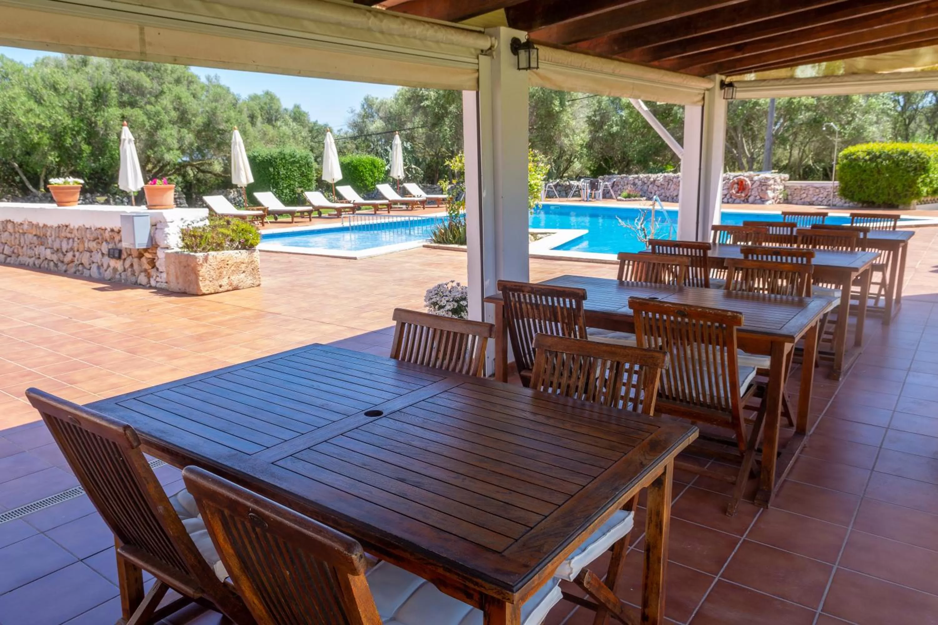 Restaurant/Places to Eat in Agroturismo Binissafullet Vell