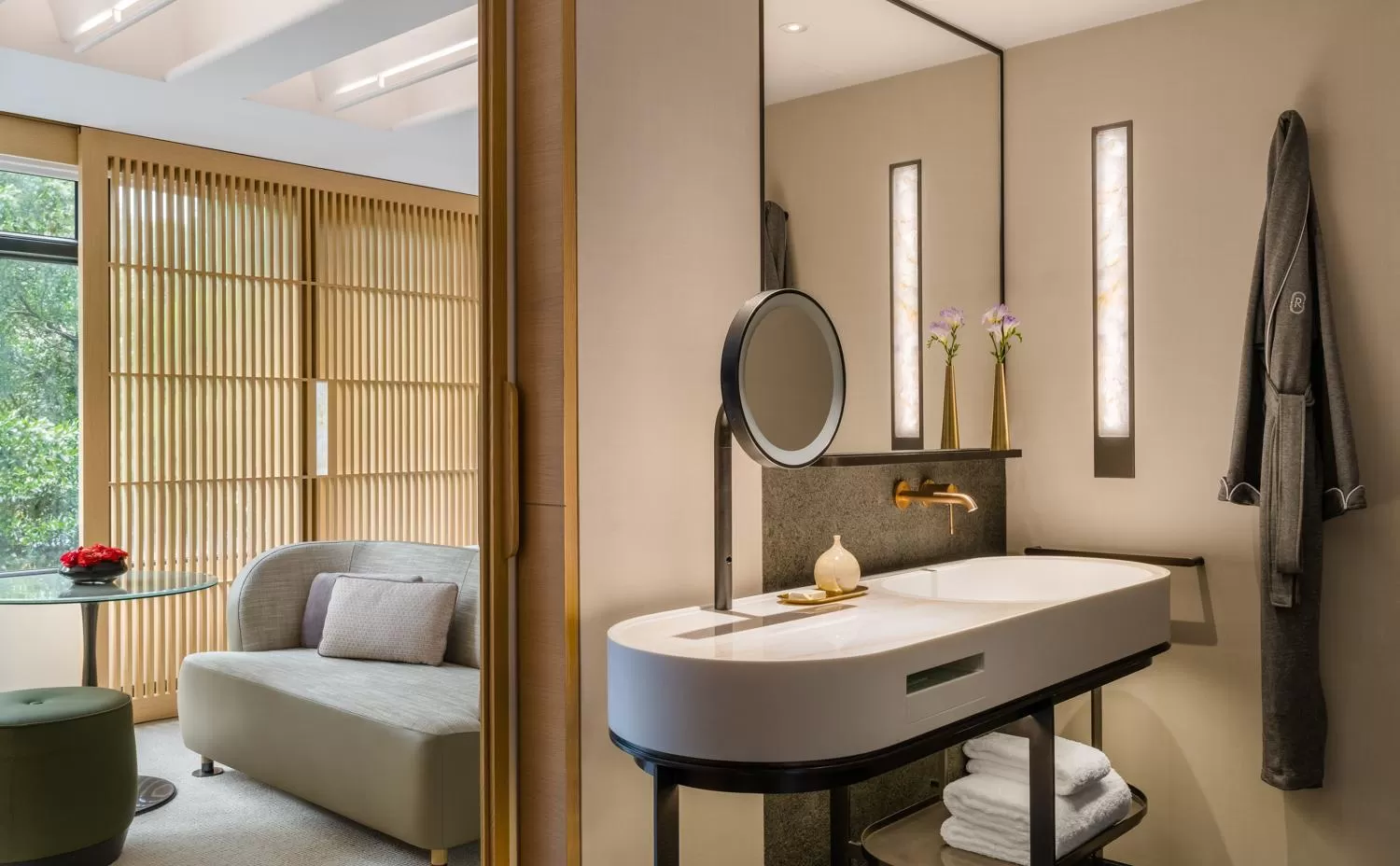 Bathroom in Regent Hong Kong