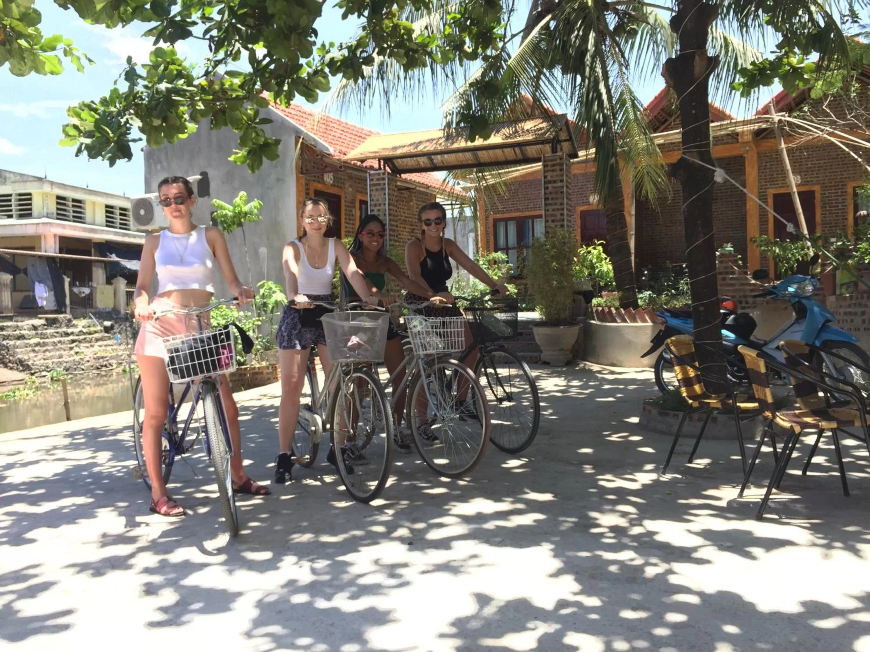 Day in Tam Coc Vinh Thinh Homestay