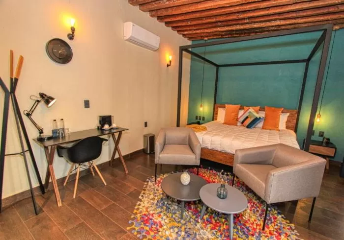 Bed in Antigua Trece Hotel Fusión & SPA