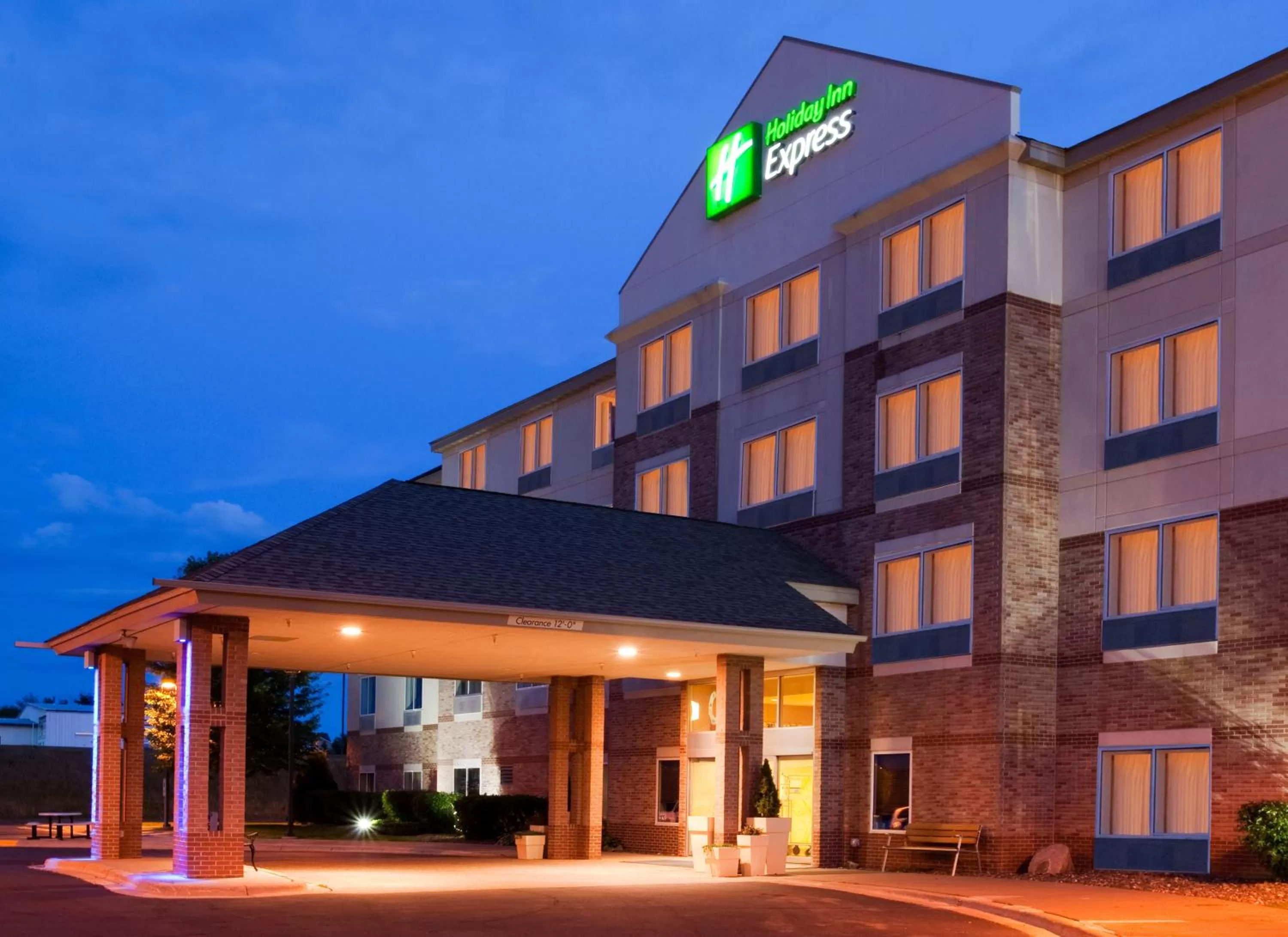 Property building in Holiday Inn Express St Croix Valley by IHG