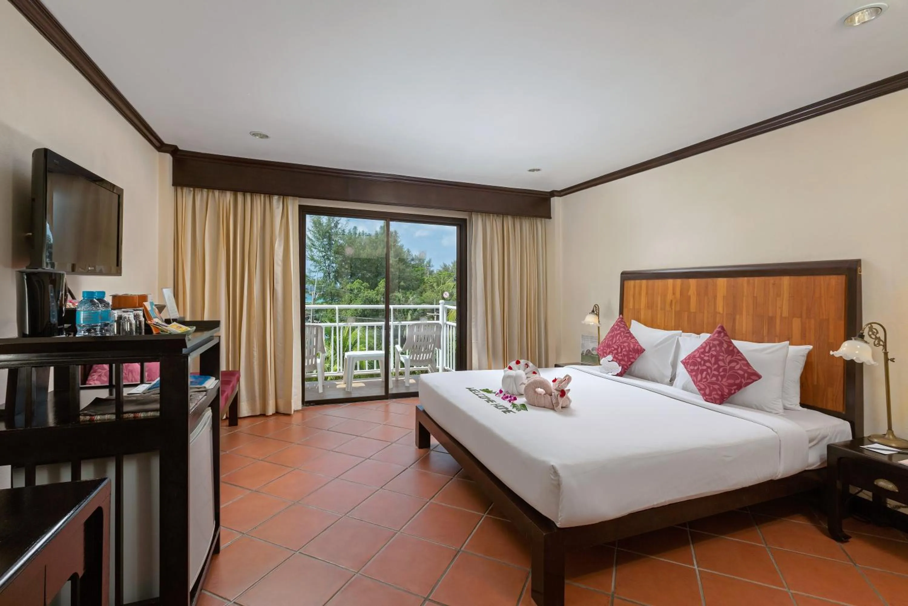 Photo of the whole room, Bed in The Front Village - SHA Plus