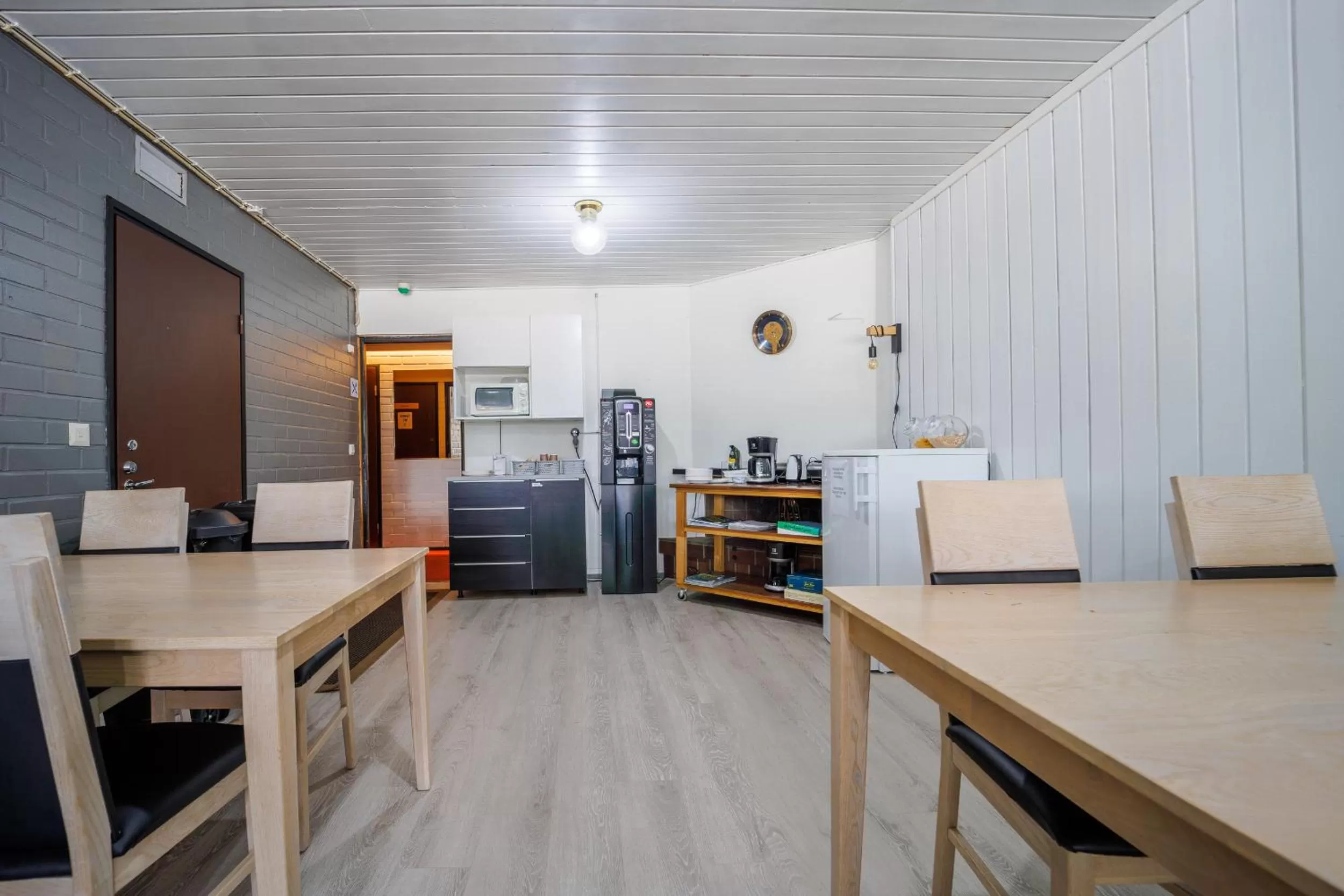 Kitchen or kitchenette, Kitchen/Kitchenette in Hotelli Uninen Äänekoski