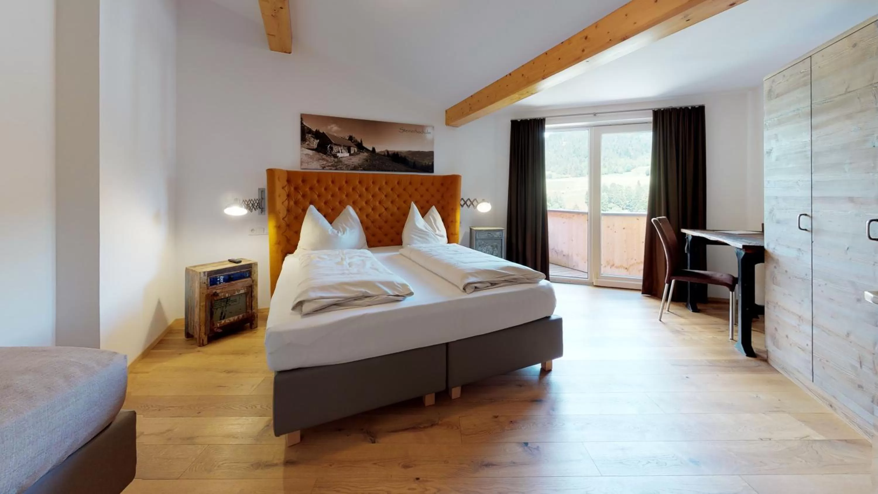 Photo of the whole room in Home suite home