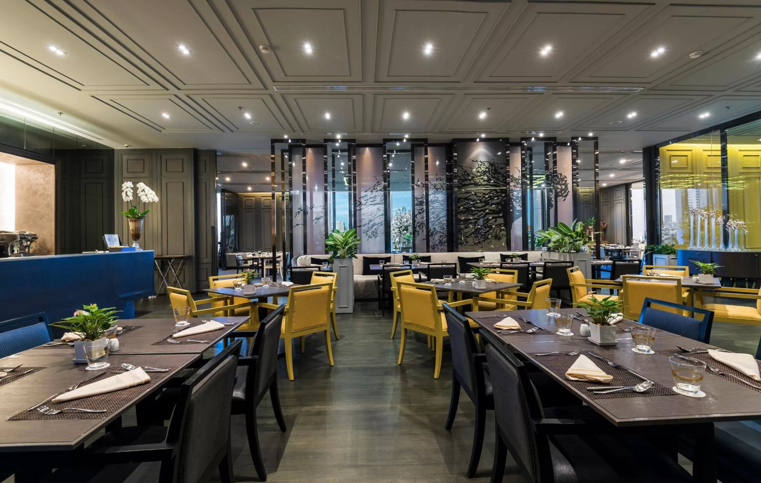 Restaurant/places to eat in Chatrium Sathon Bangkok