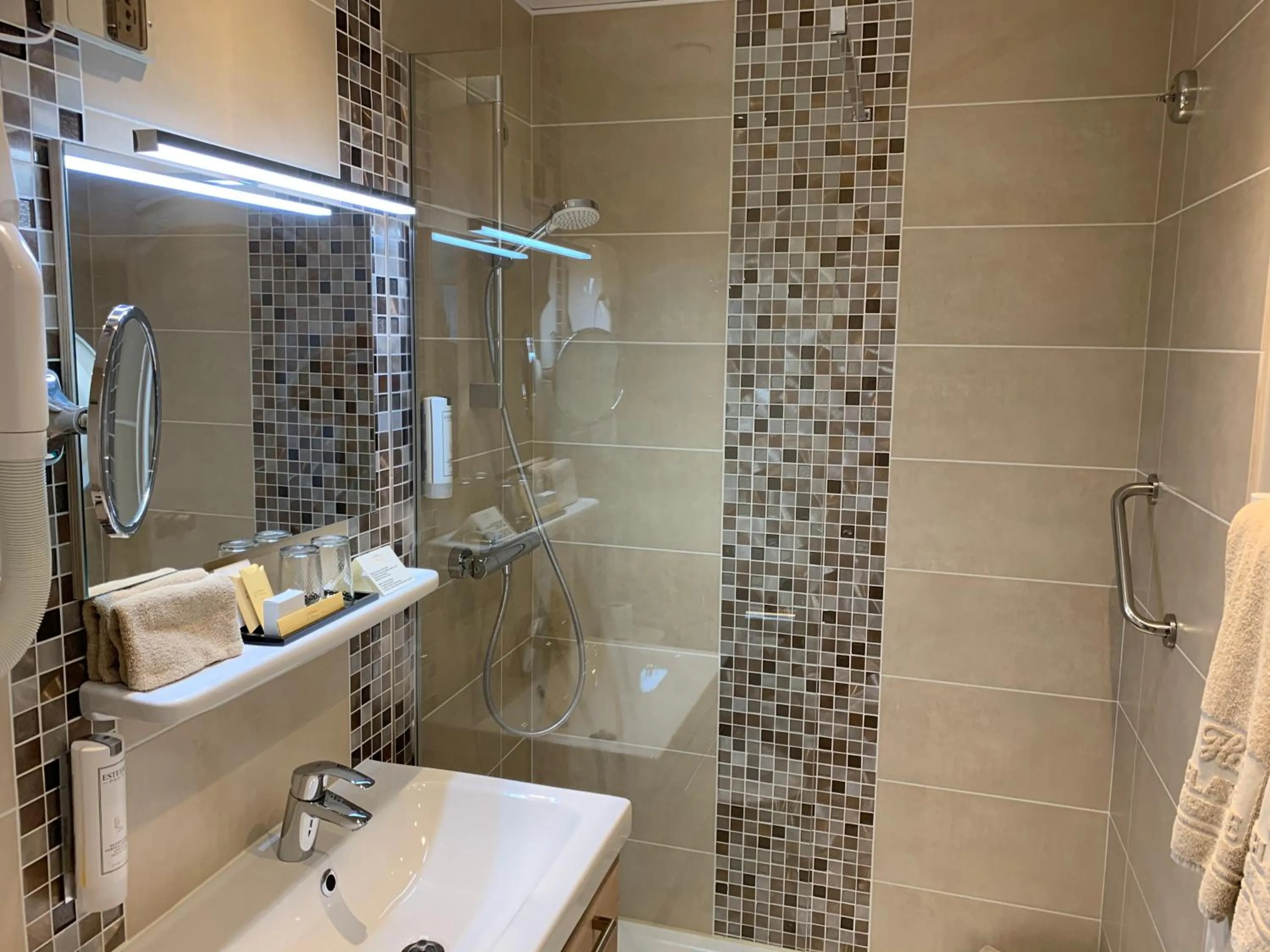 Property building in Hôtel Delavigne