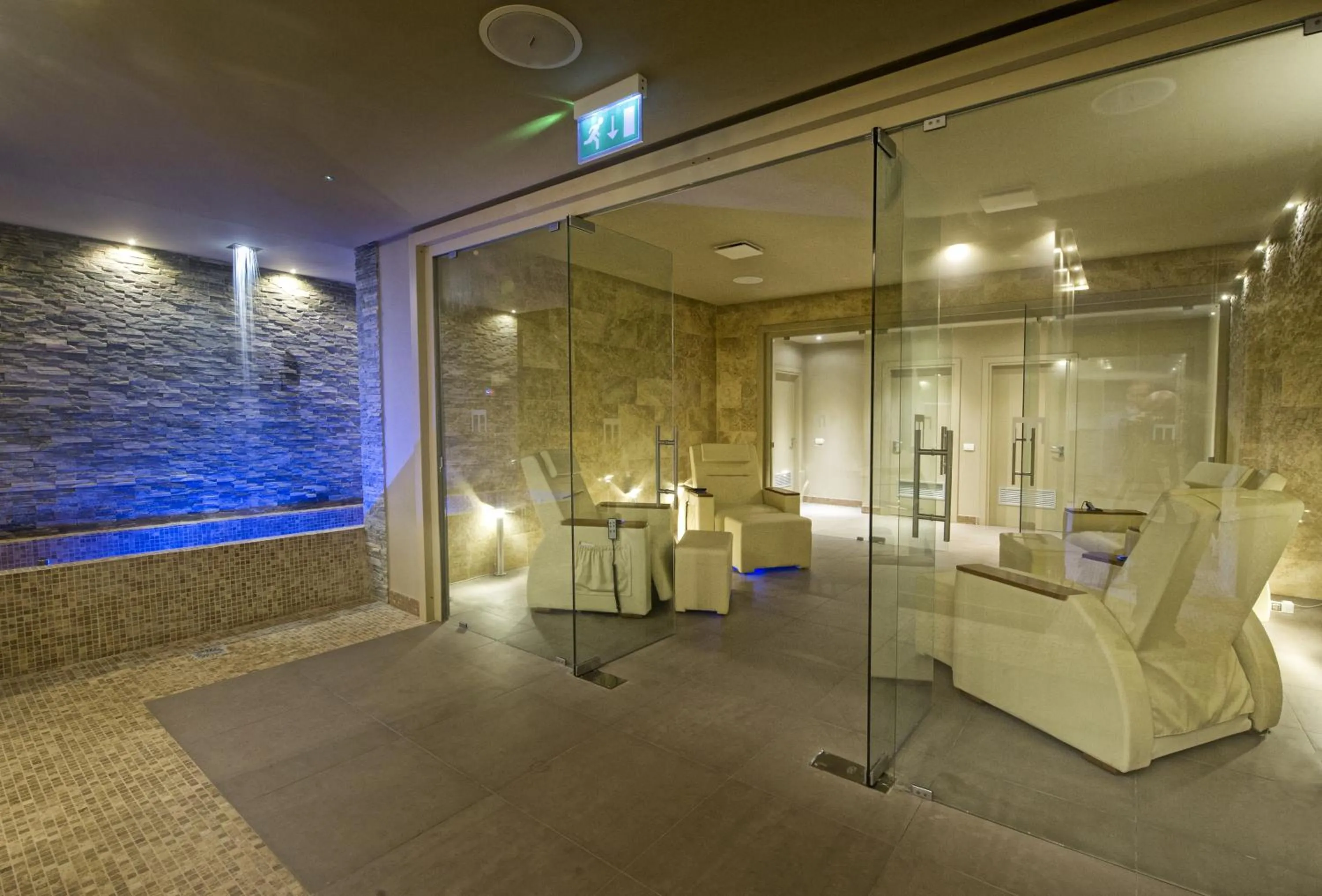 Spa and wellness centre/facilities in Main Palace Hotel