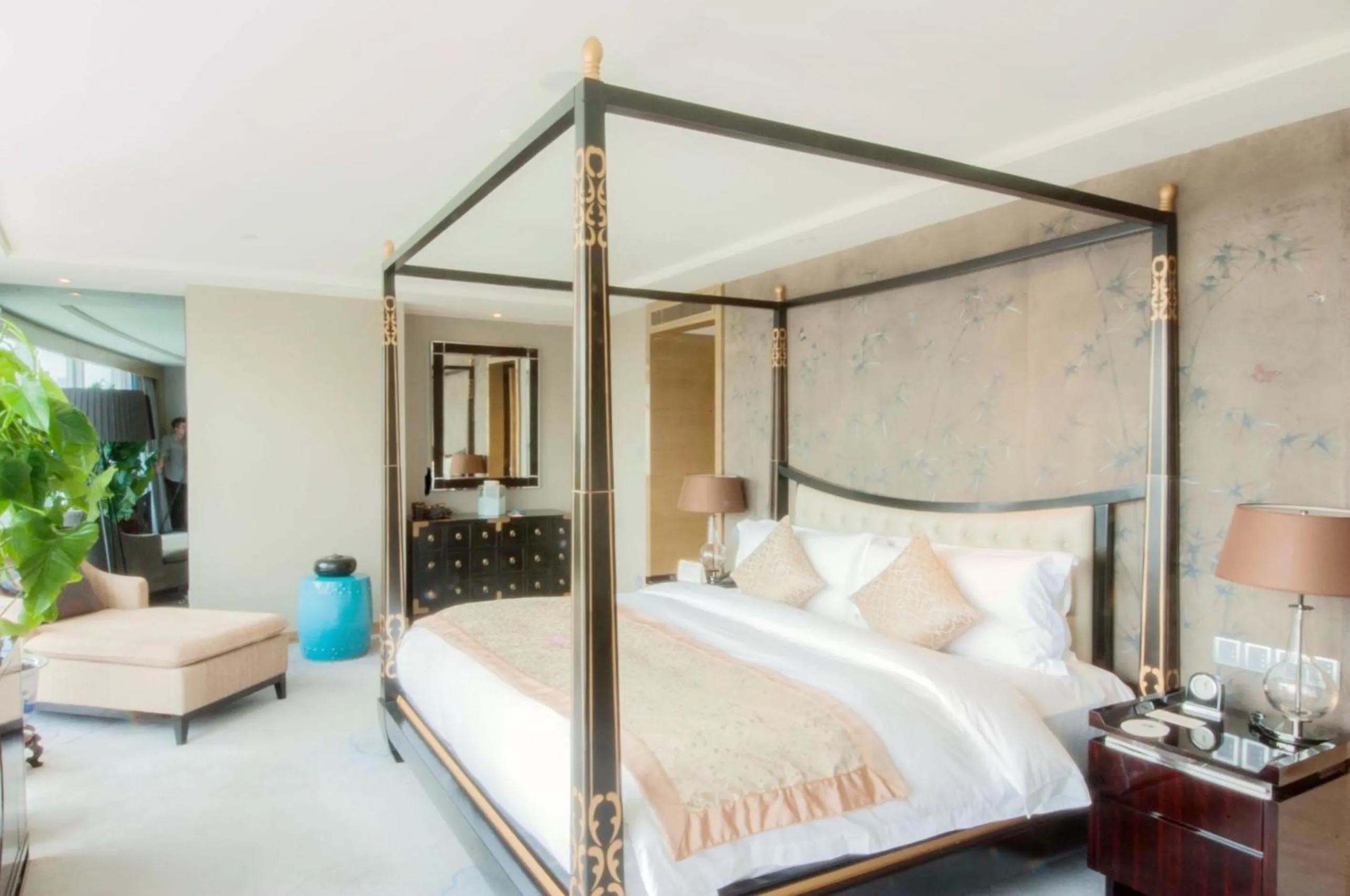 Bedroom, Bed in Tangla Hotel Tianjin