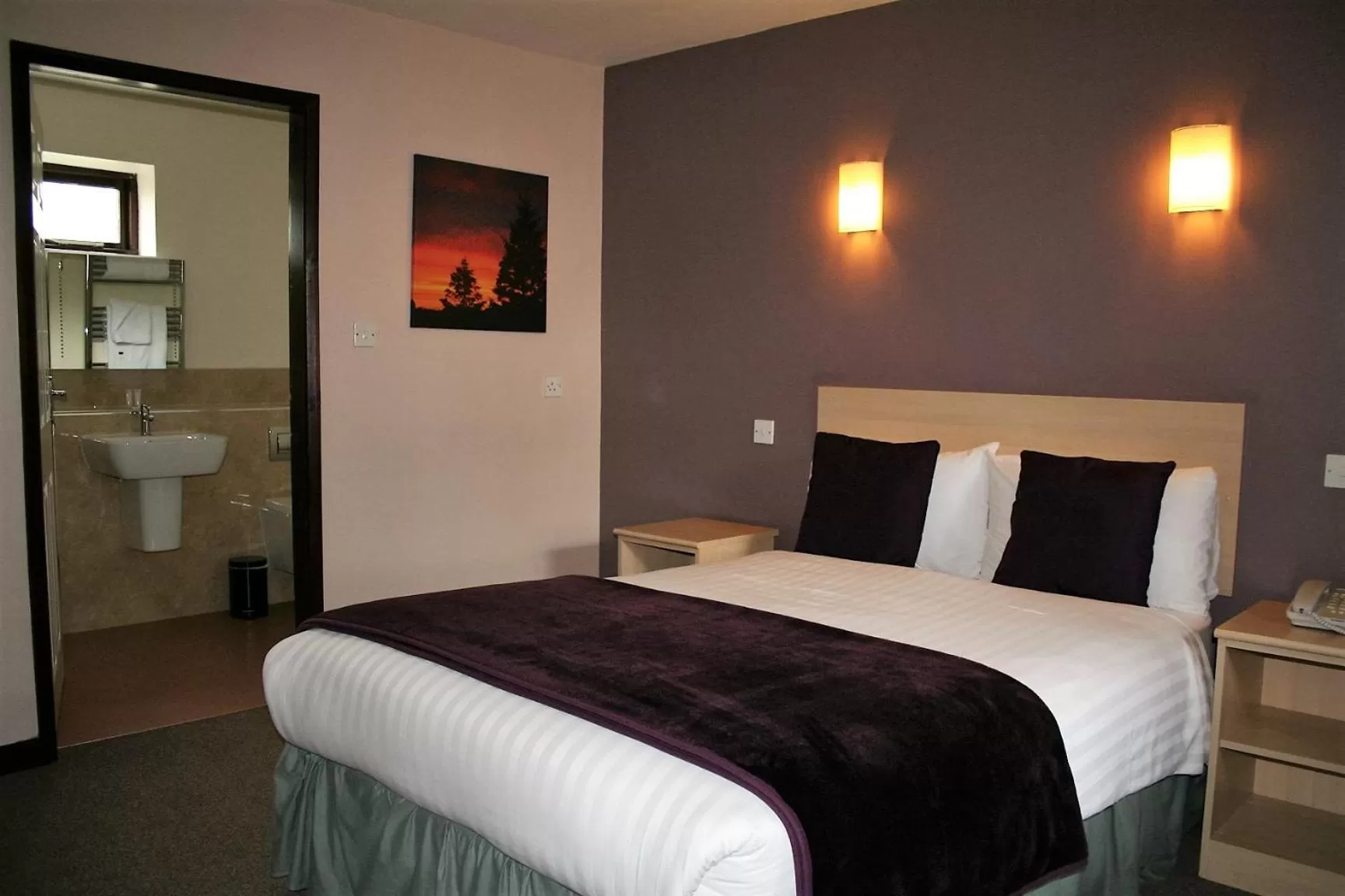 Bed in Yorkway Motel