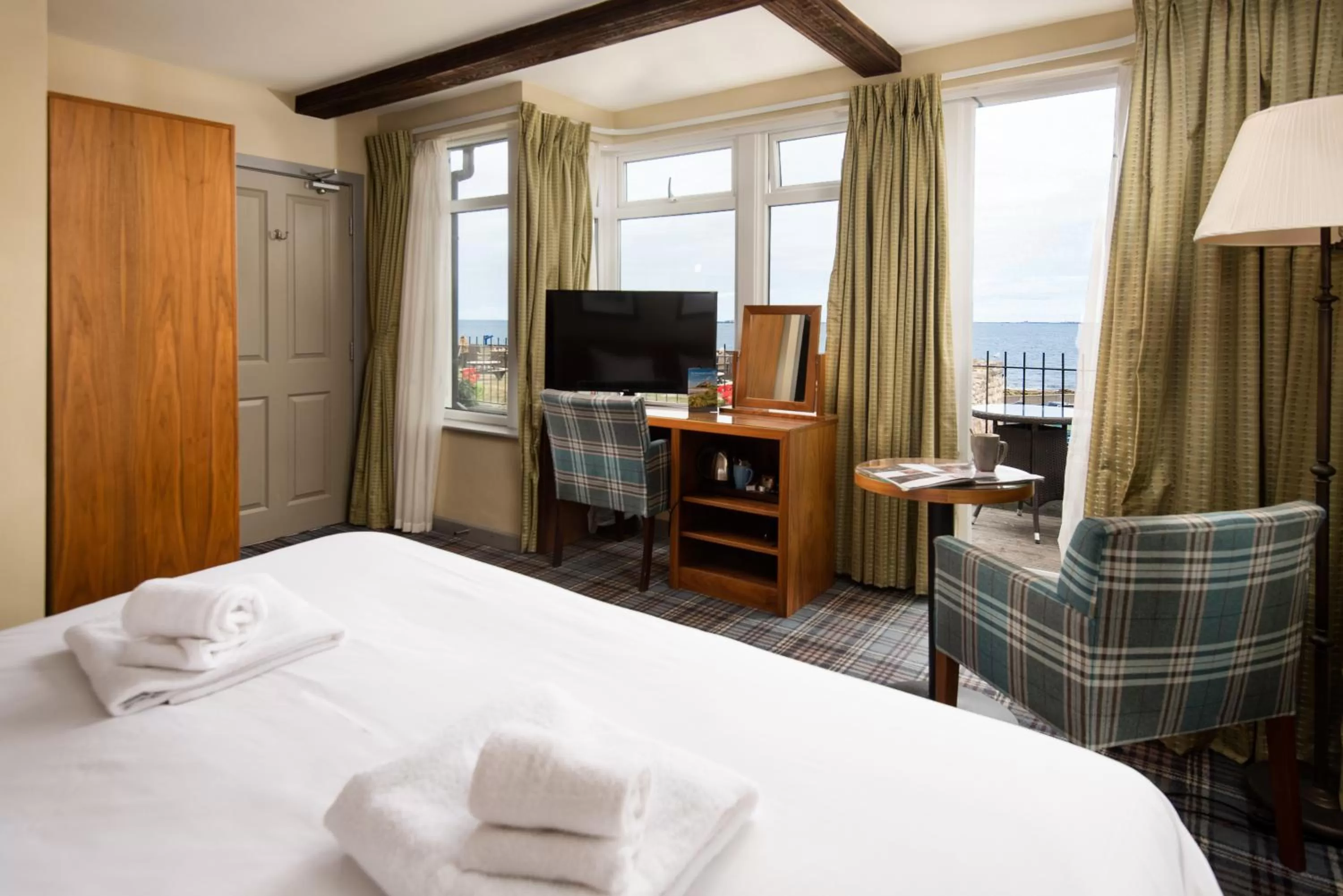 Balcony/Terrace, Bed in The Bamburgh Castle Inn - The Inn Collection Group