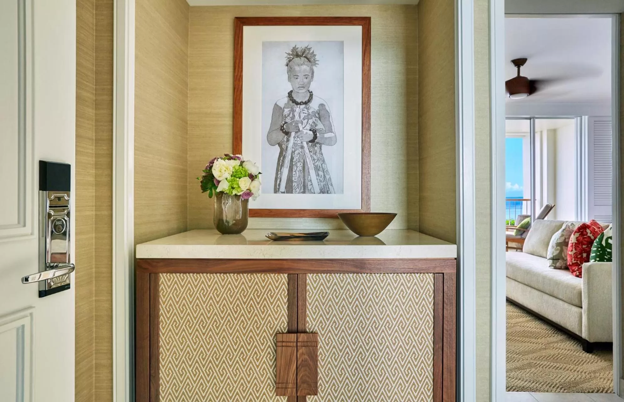 Decorative detail, Bed in Four Seasons Resort Oahu at Ko Olina