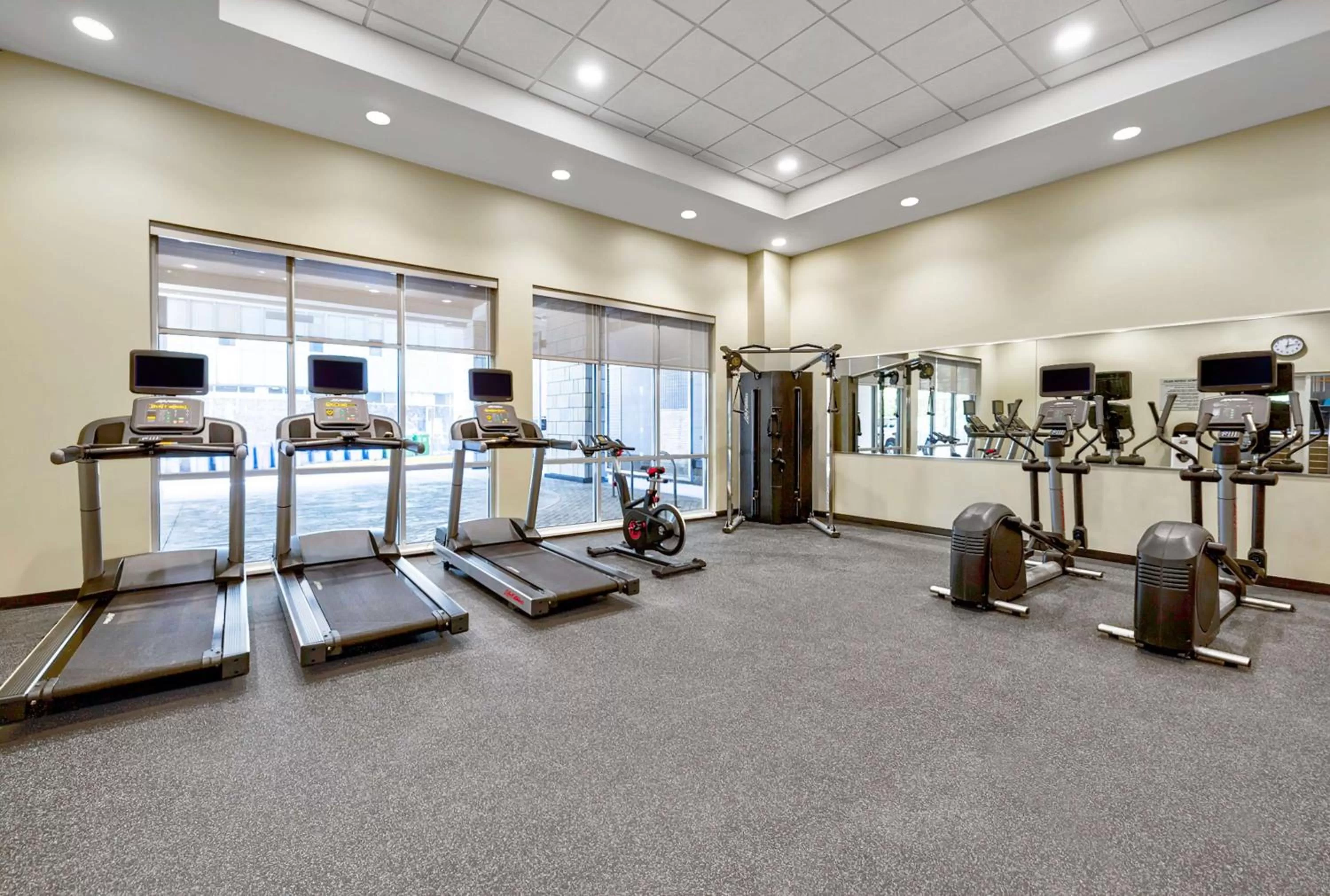 Fitness centre/facilities in Tru By Hilton Minneapolis Downtown