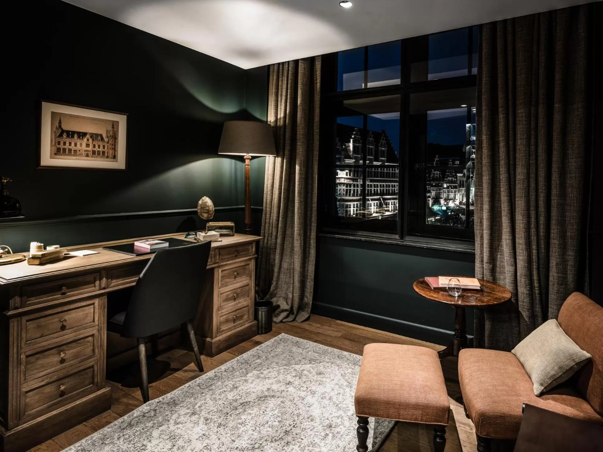 Living room in 1898 The Post