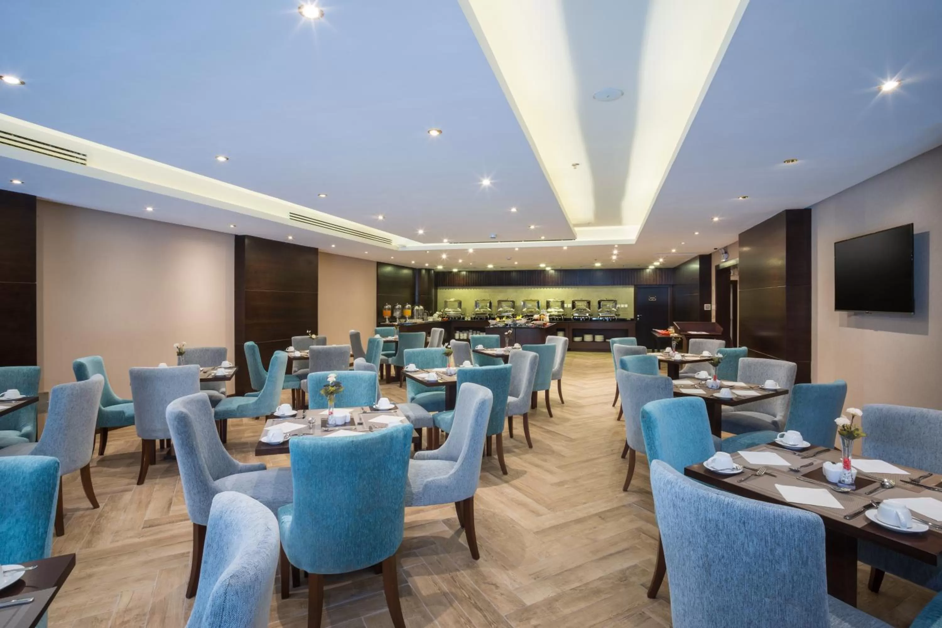 Restaurant/places to eat in Naviti Warwick Dammam