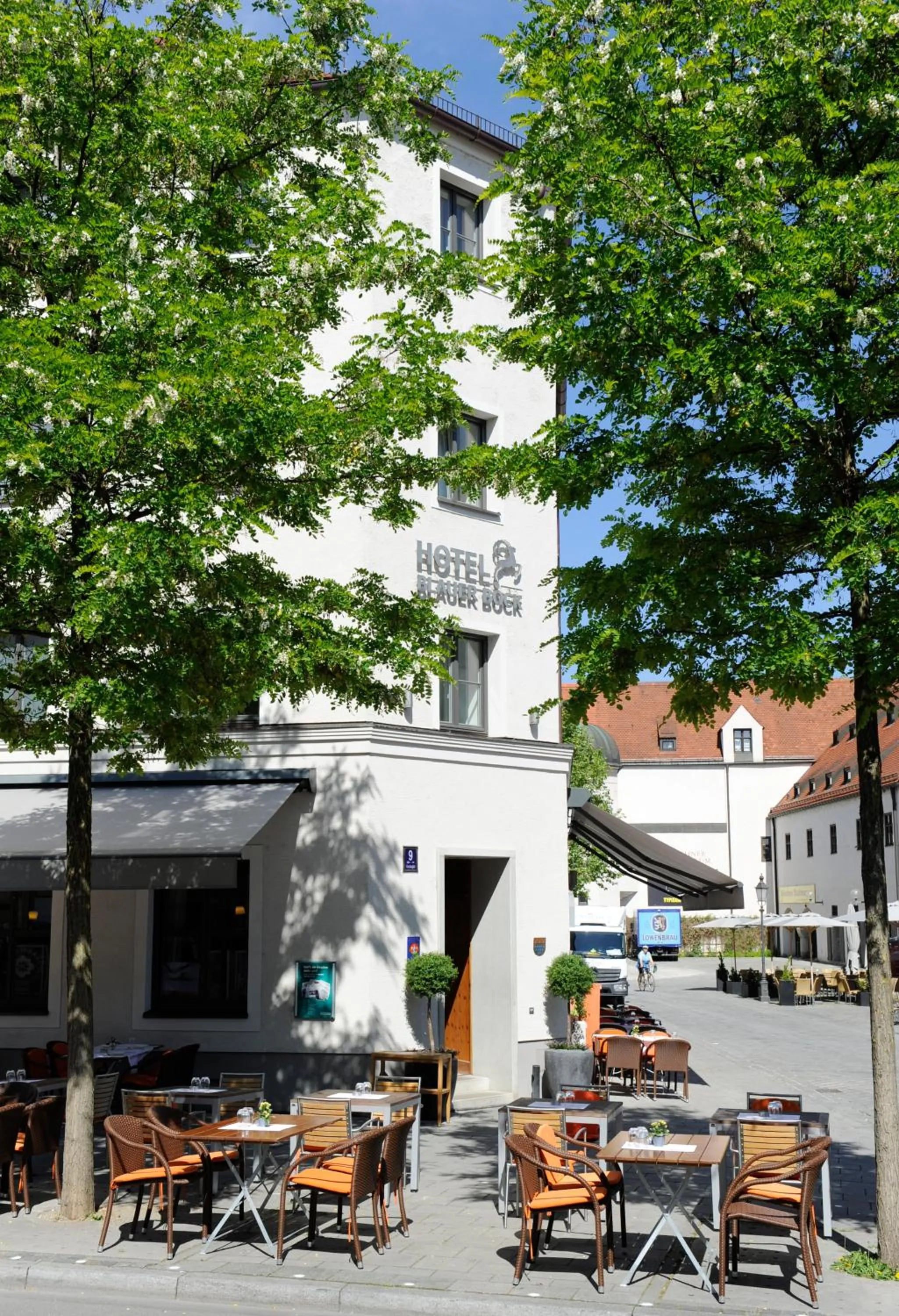 Property building in Hotel Blauer Bock
