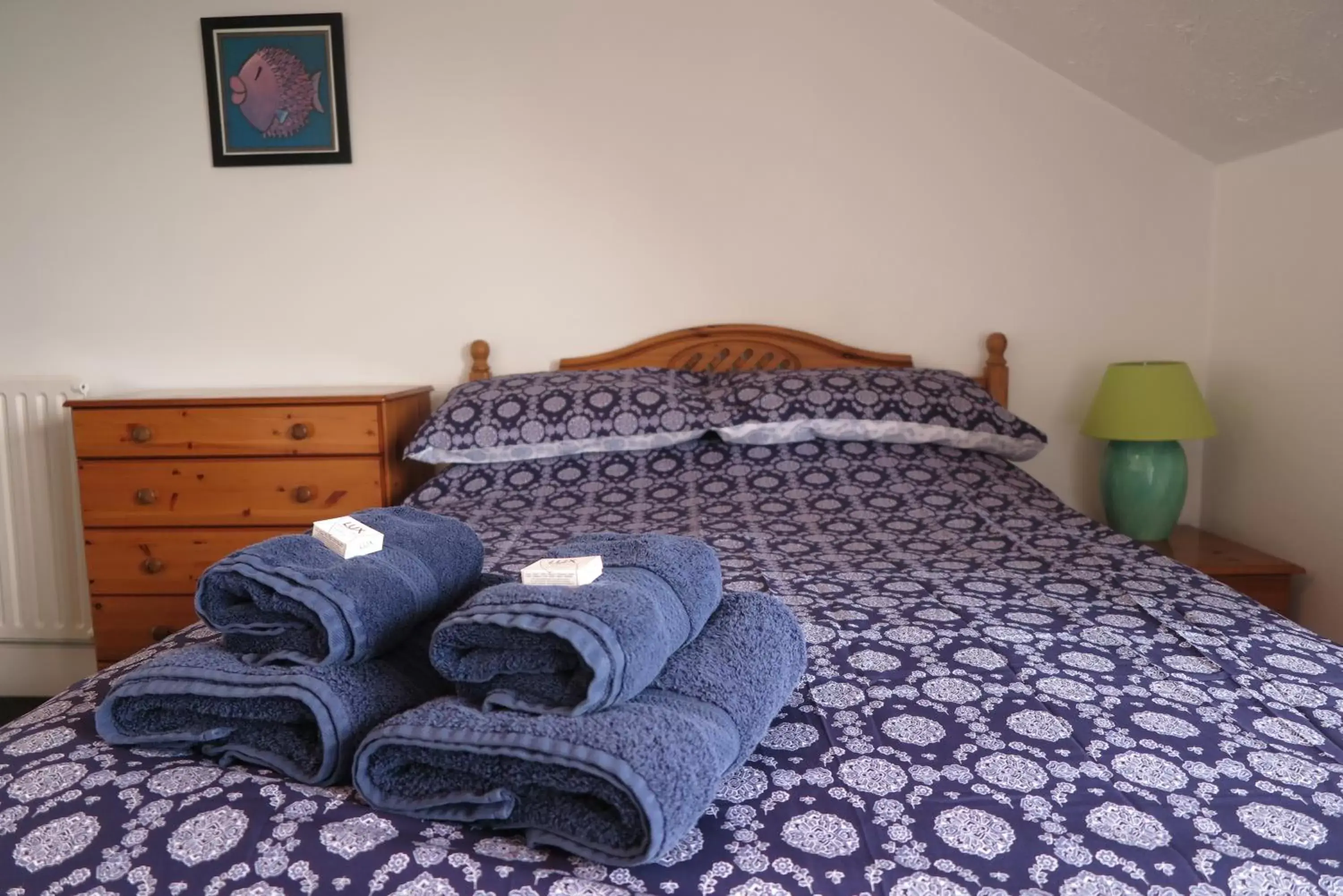 Twin Room with Private Bathroom in Boaters Guesthouse Twin Room with Private Bathroom in Boaters Guesthouse