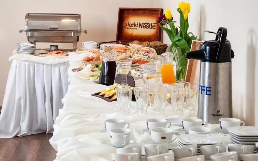 Buffet breakfast in Hotel Vistula