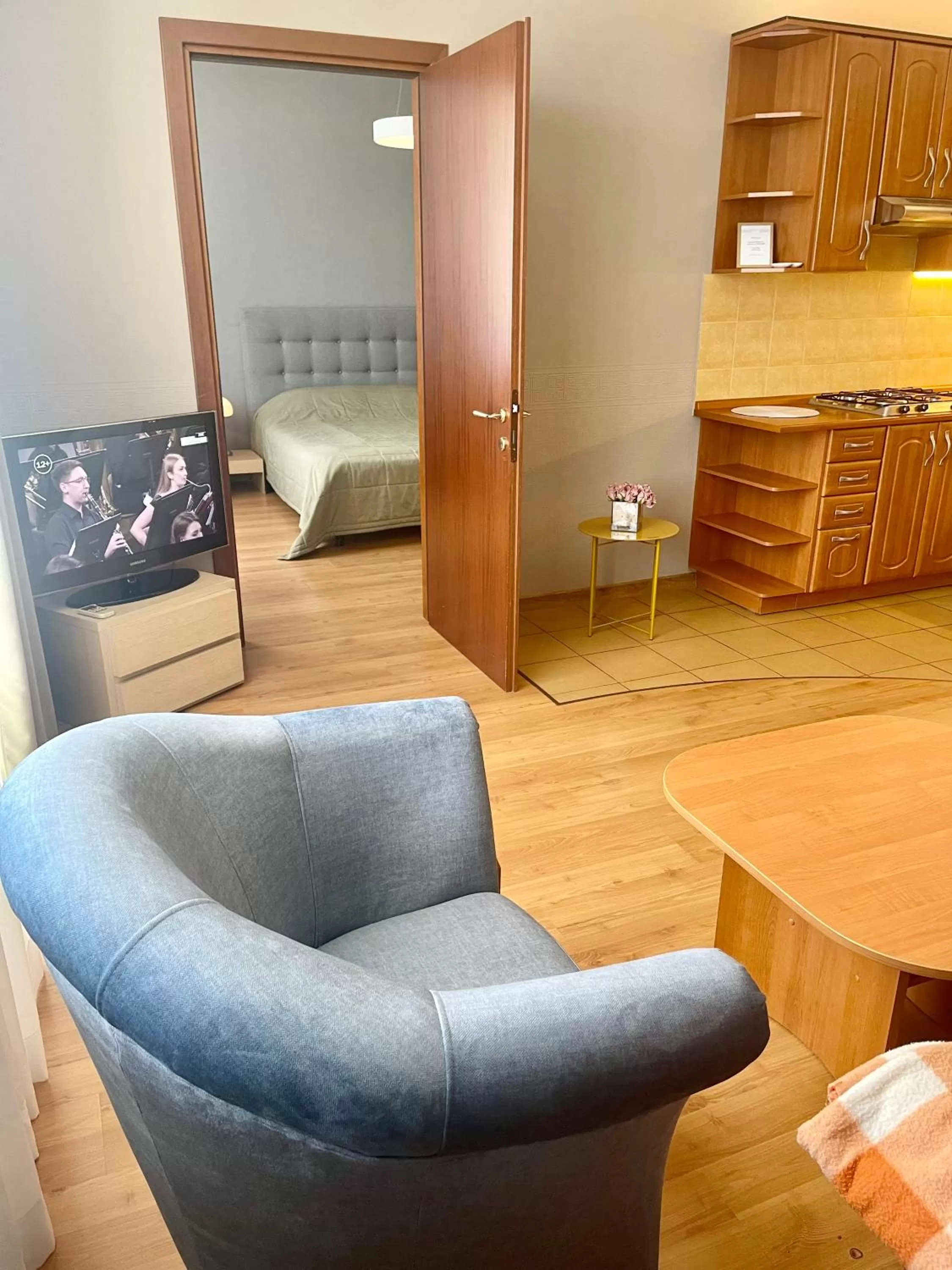 TV and multimedia, Seating Area in Arcada Apartments