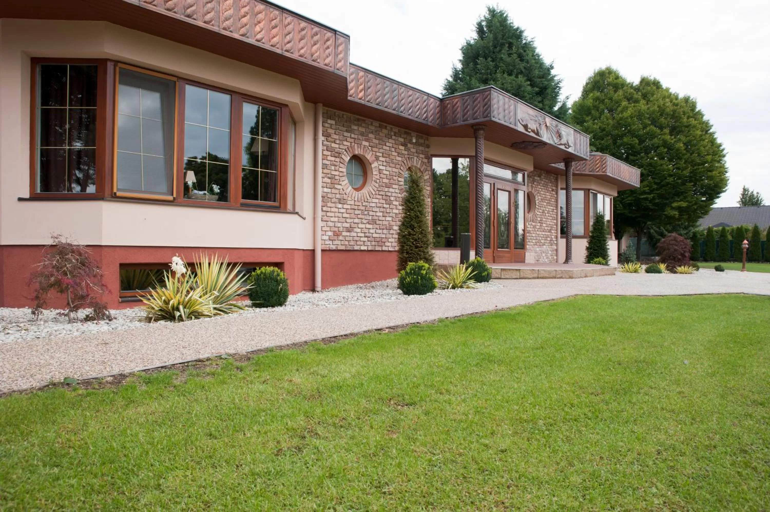 Property Building in Lovecká Bašta