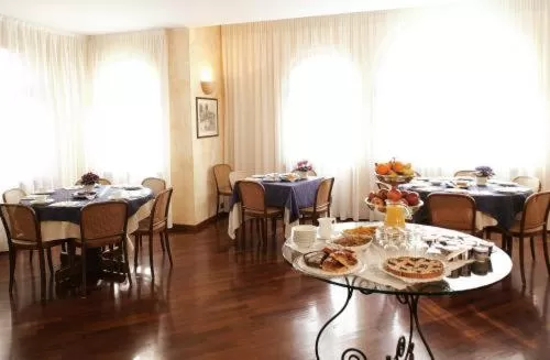 Restaurant/places to eat in La Valletta Relais