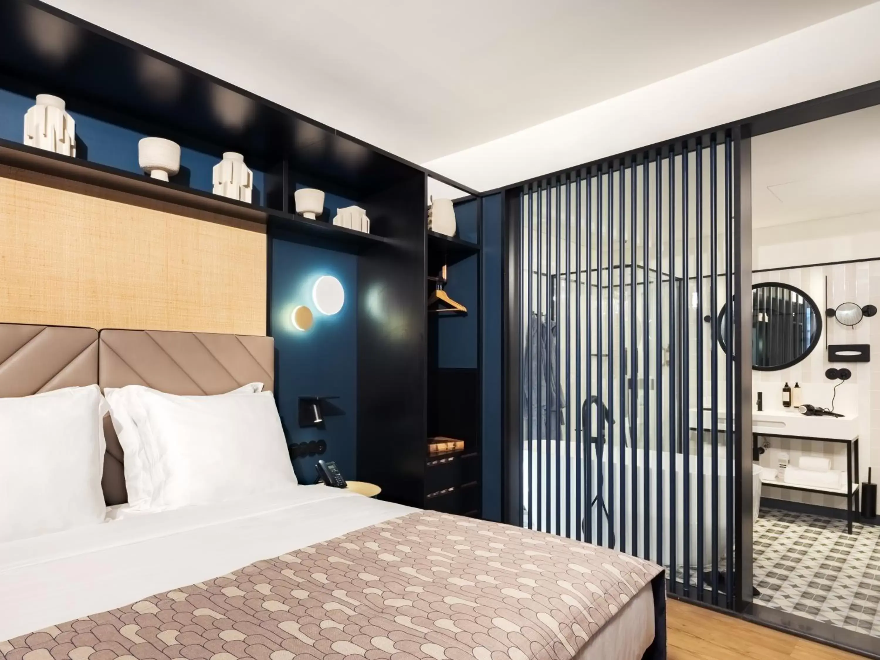 Master Suite in Axis Porto Club Aliados Master Suite in Axis Porto Club Aliados