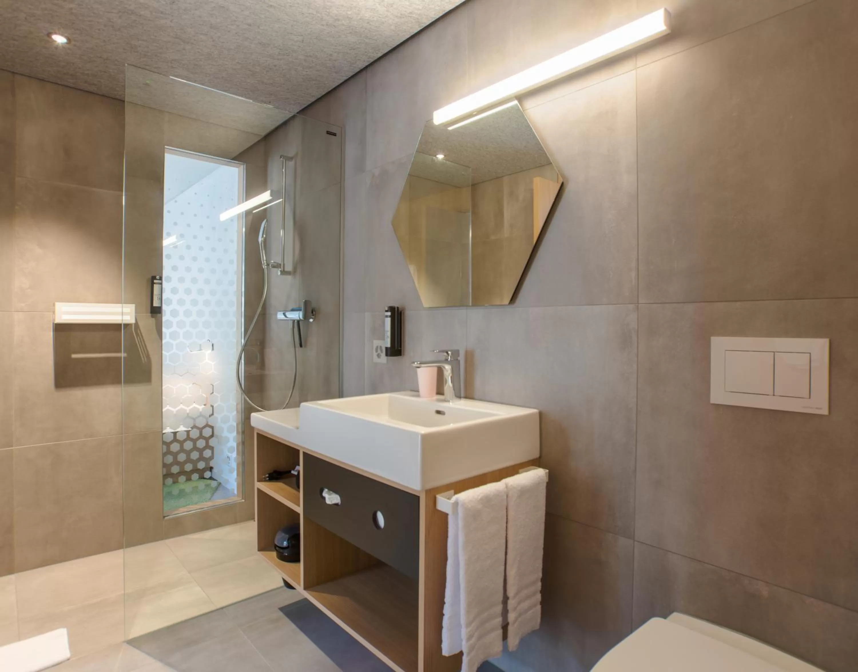 Bathroom in The Lab Hotel & Apartments