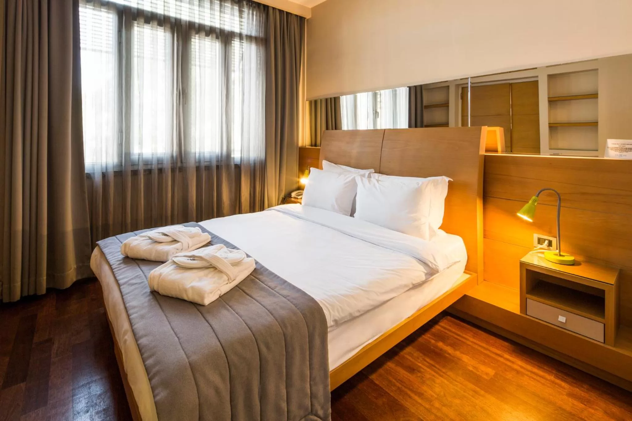 Bed in Taxim Suites Residences Istanbul