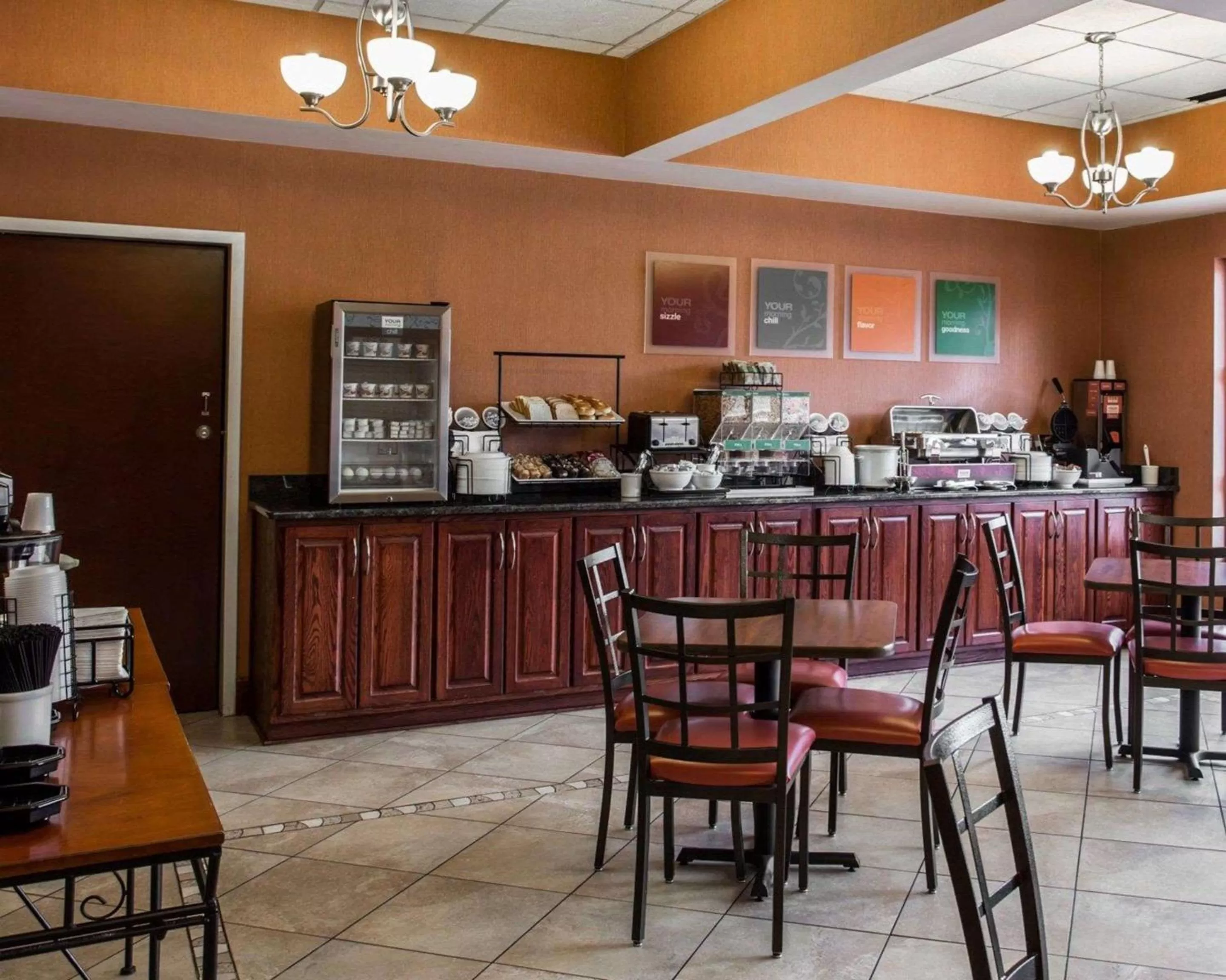 Restaurant/places to eat in Comfort Inn & Suites Lumberton Central I-95