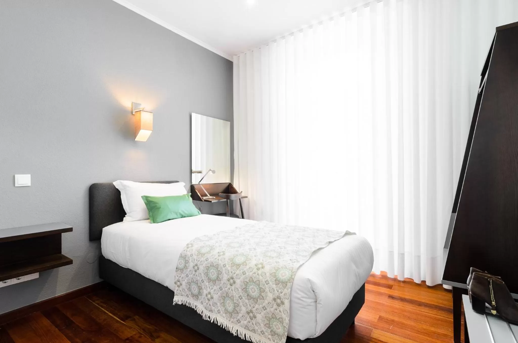 Bed in Hotel Portuense Lisboa