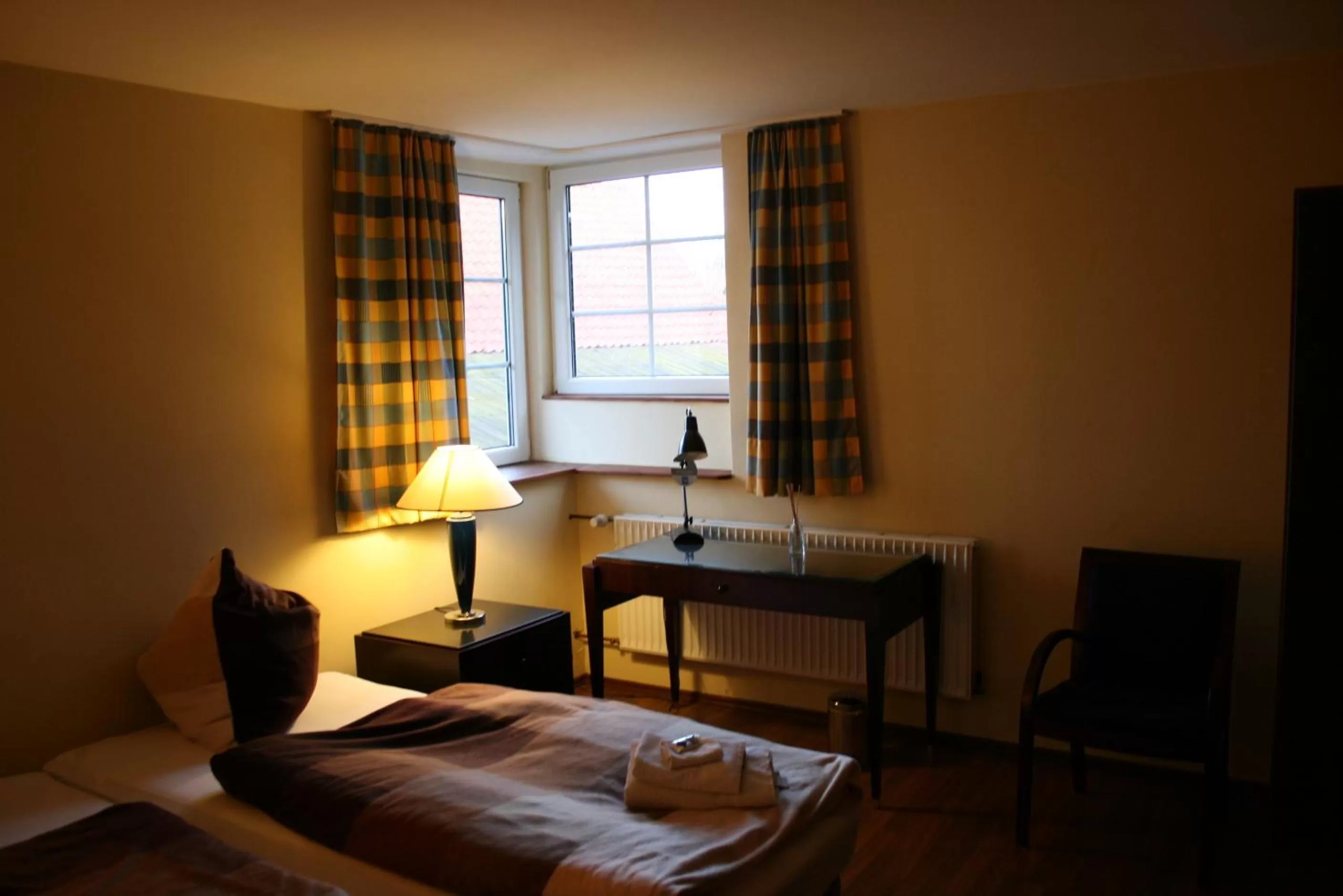 Bedroom, Bed in Zum Landhaus Dannenbüttel