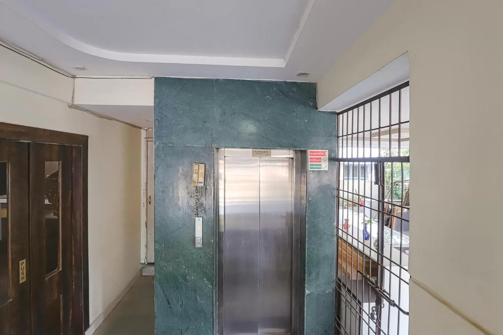 Lobby or reception in FabHotel Villa 31