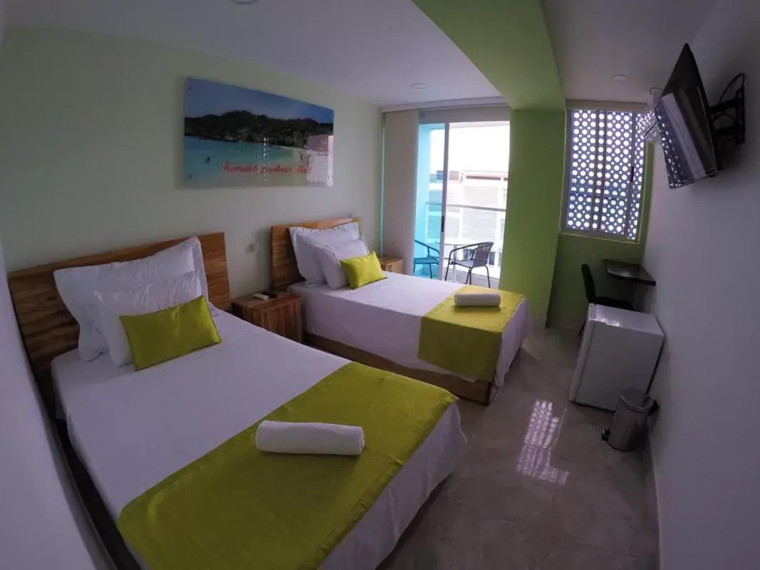 Twin Room with View in Kamaleb Farallones Hotel Twin Room with View in Kamaleb Farallones Hotel