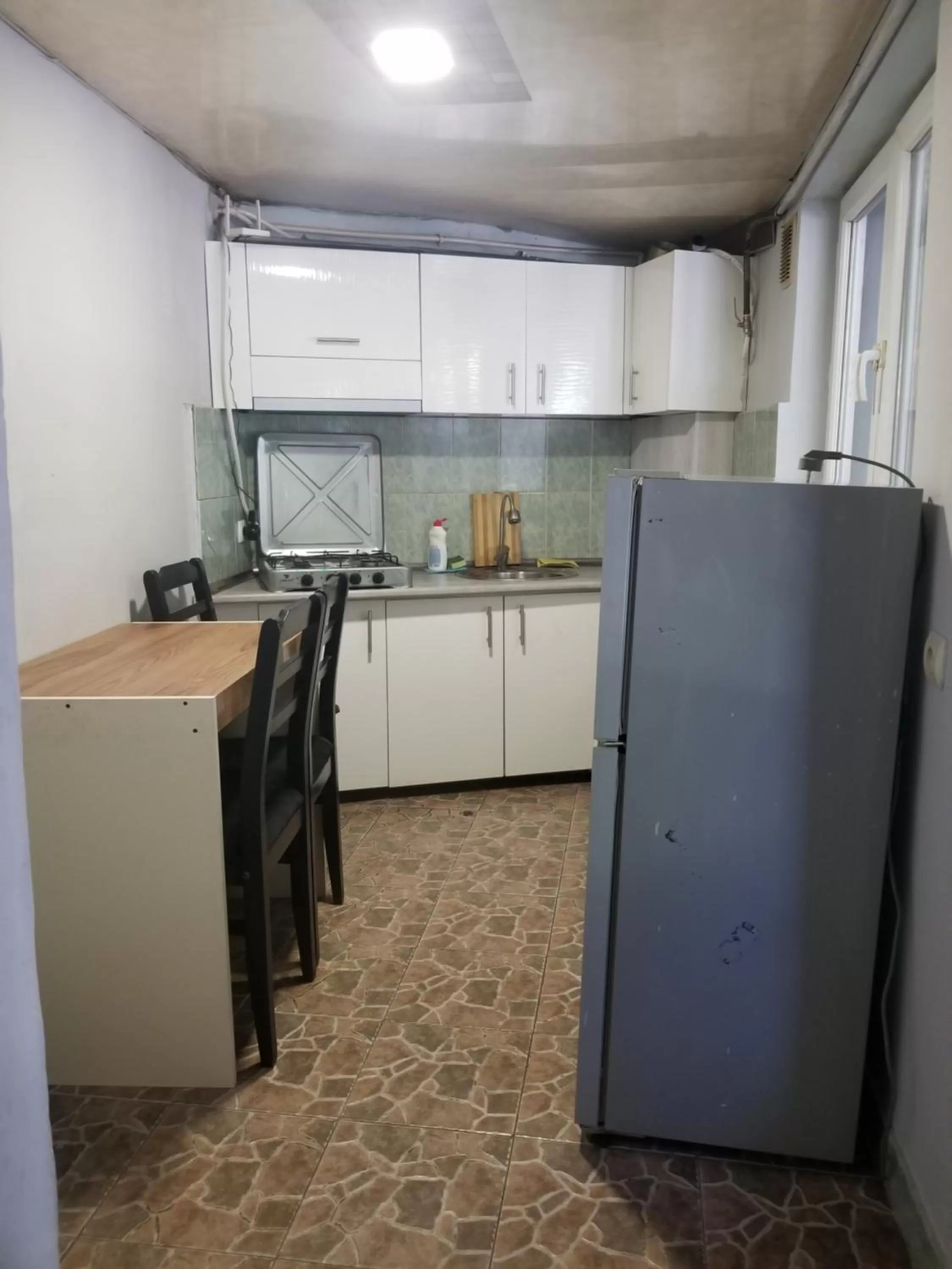 Kitchen or kitchenette in Hotel Salosi