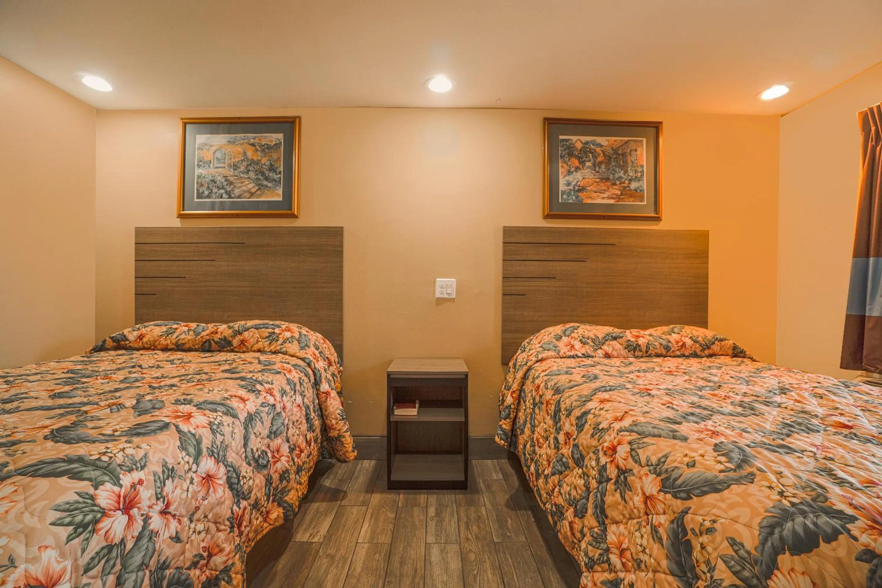 Bedroom in Days Inn by Wyndham Aransas Pass