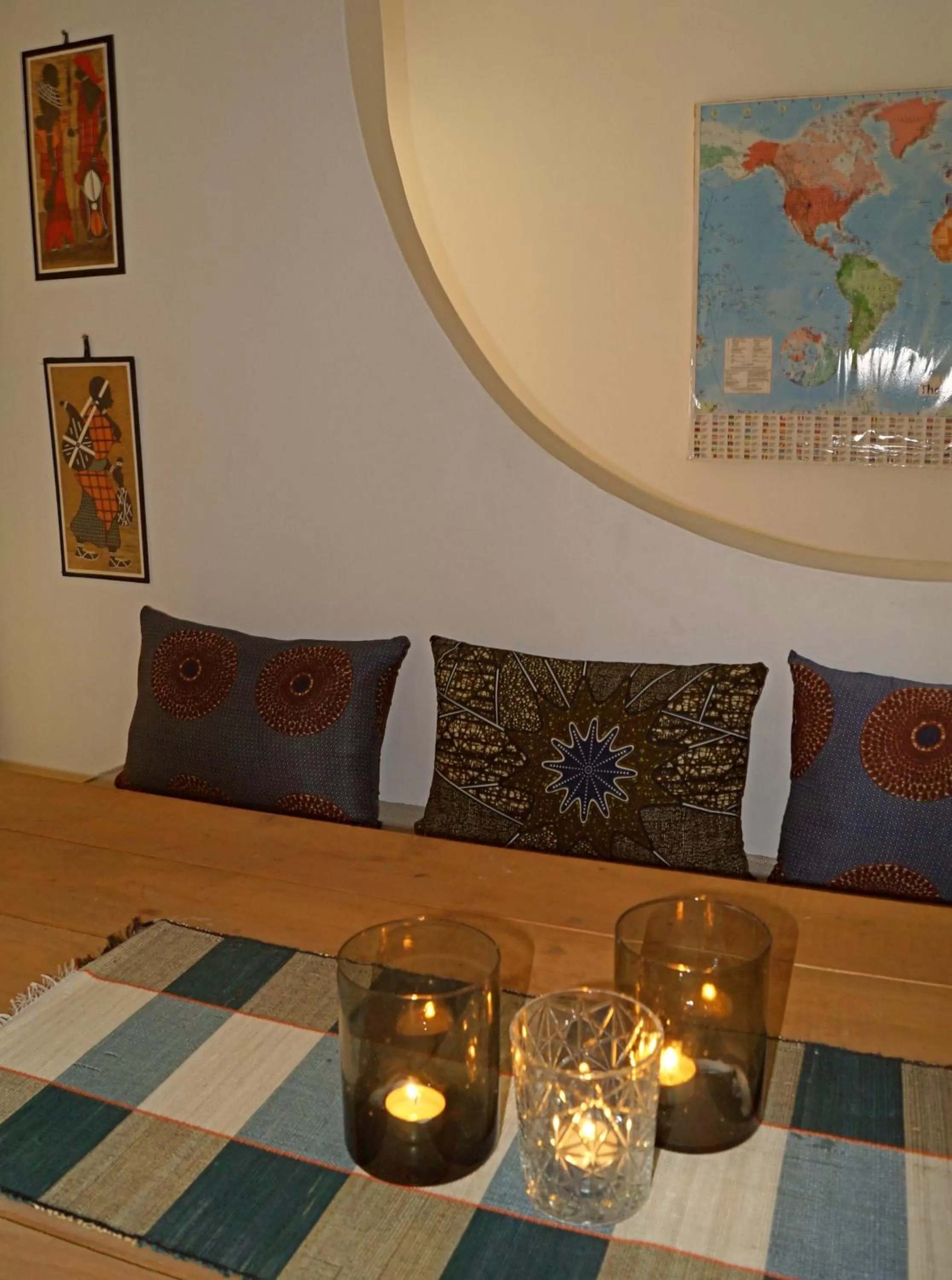 Coffee/tea facilities, Seating Area in Utamaduni House B&B