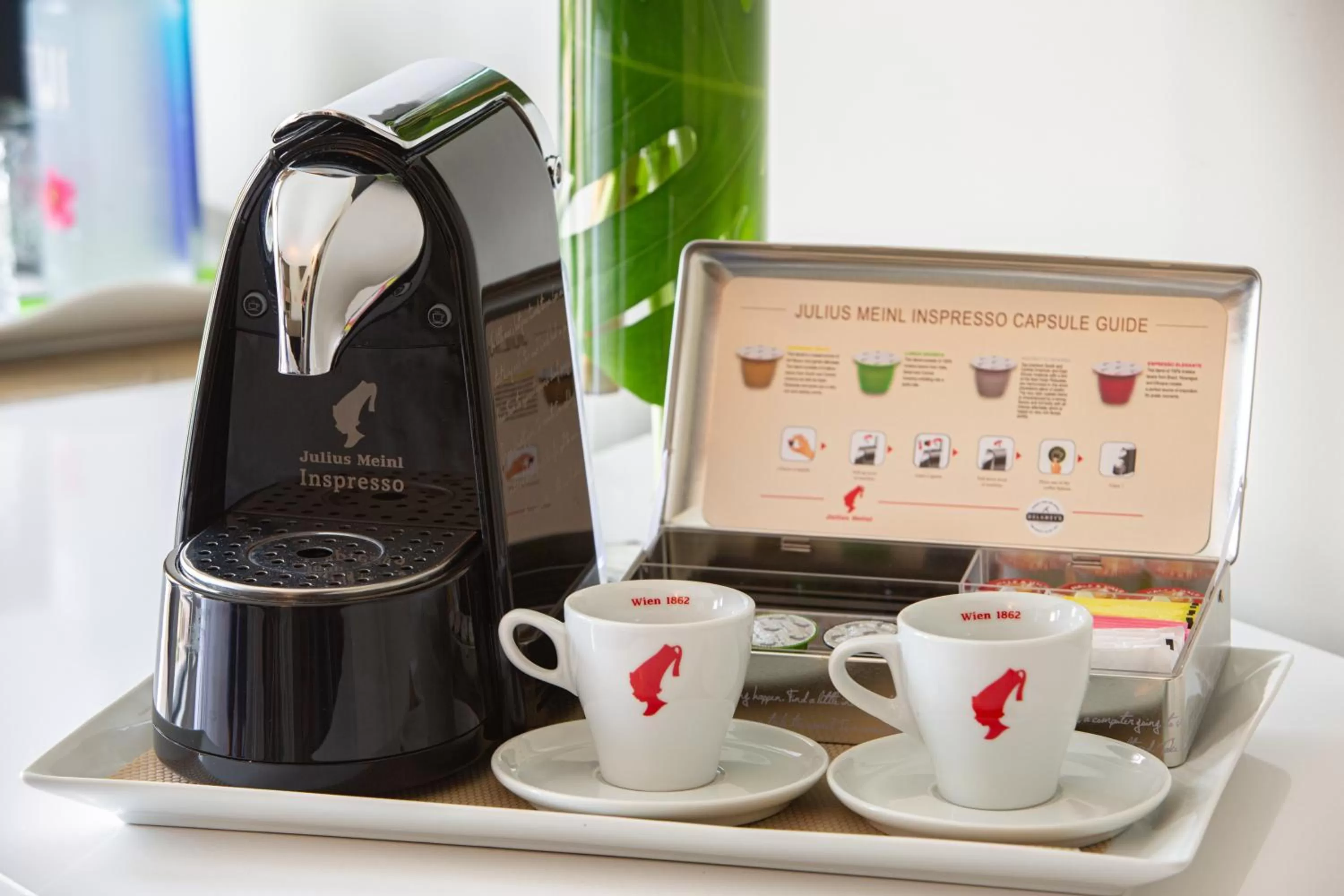 Coffee/tea facilities in The Delaney Hotel