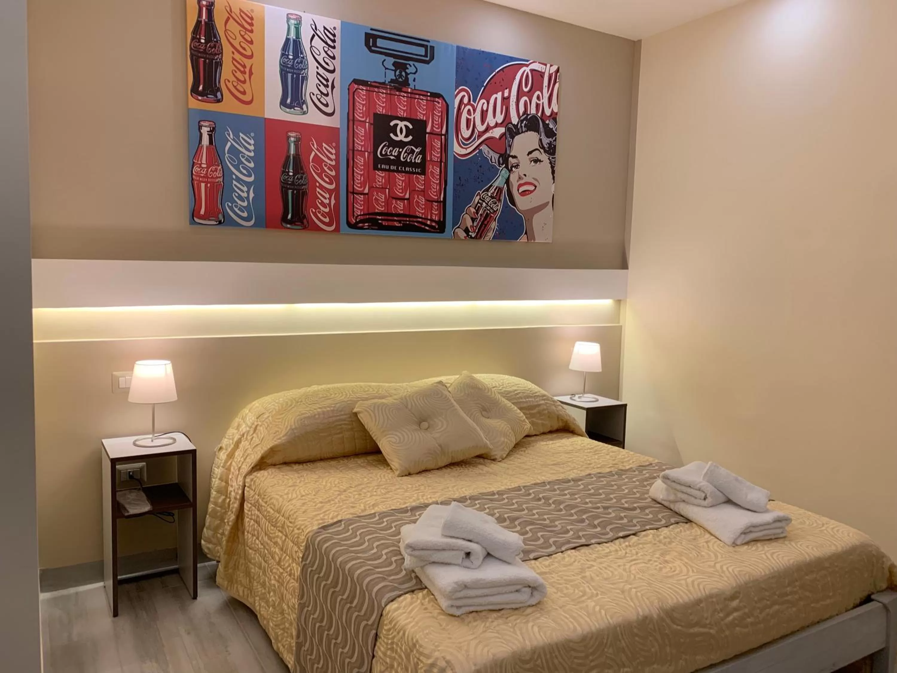 Bed in B&B In Centro