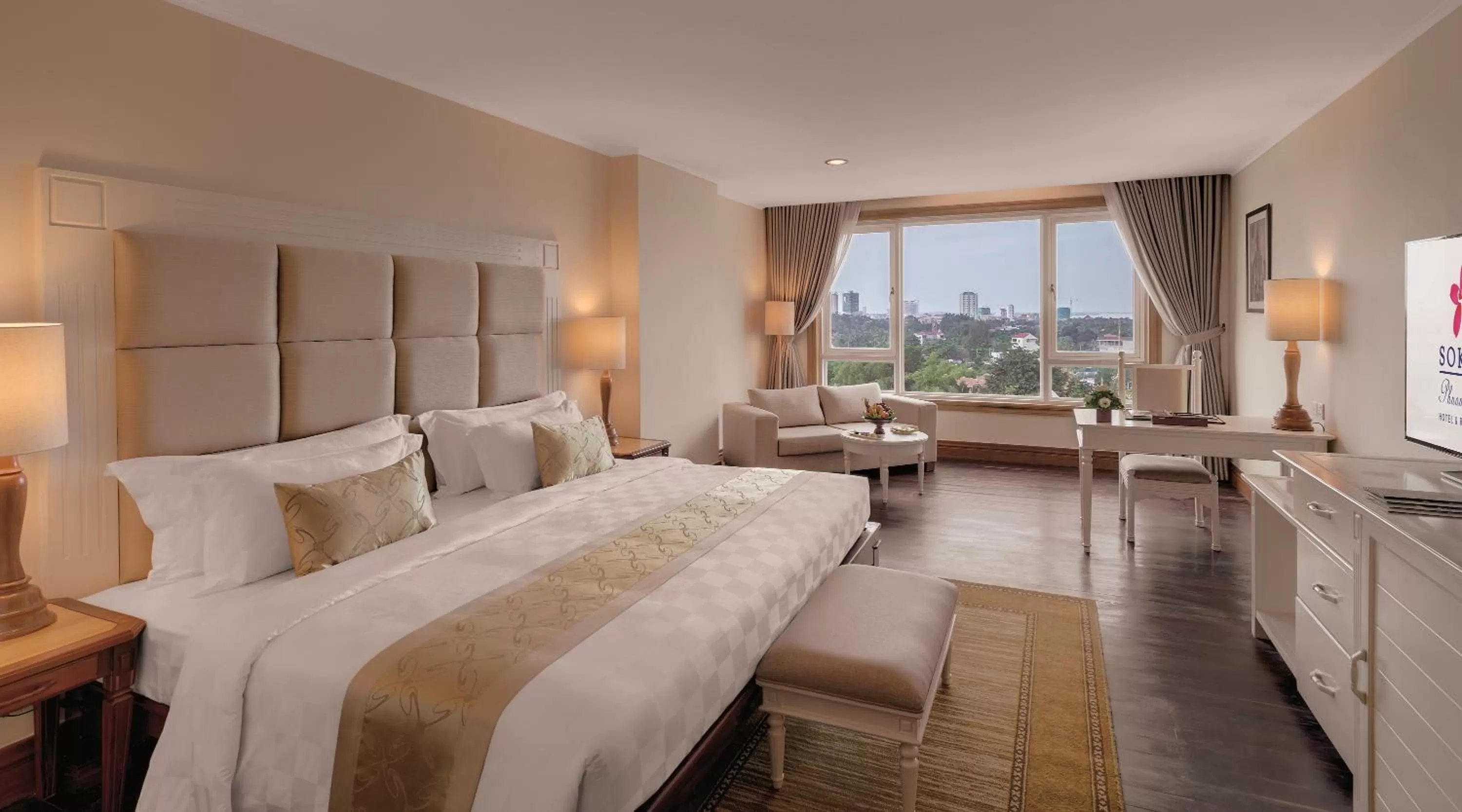 Bedroom, Bed in Sokha Phnom Penh Hotel