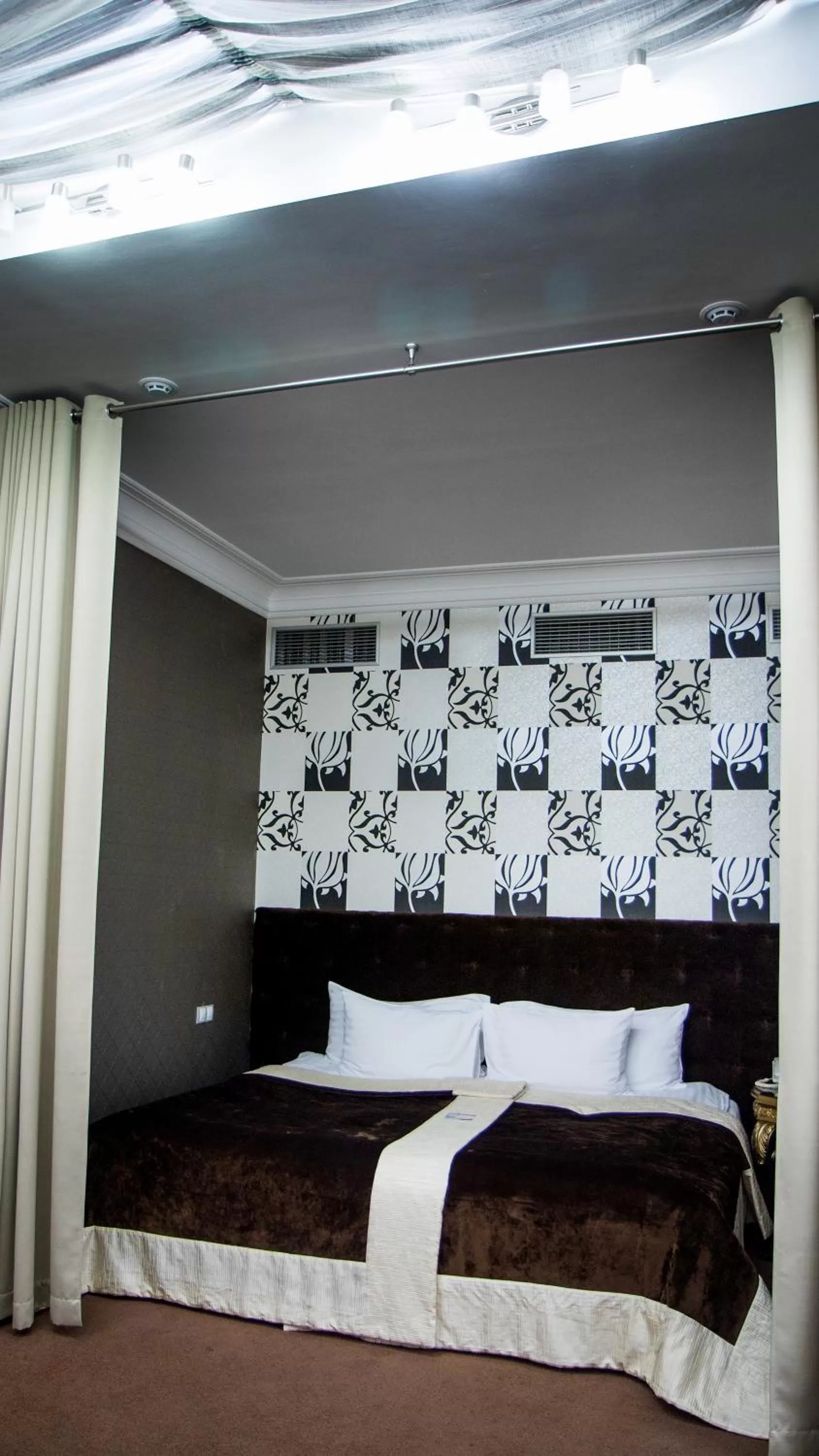 Twin Room in Boutique Spa Casino Hotel Lybid Plaza
