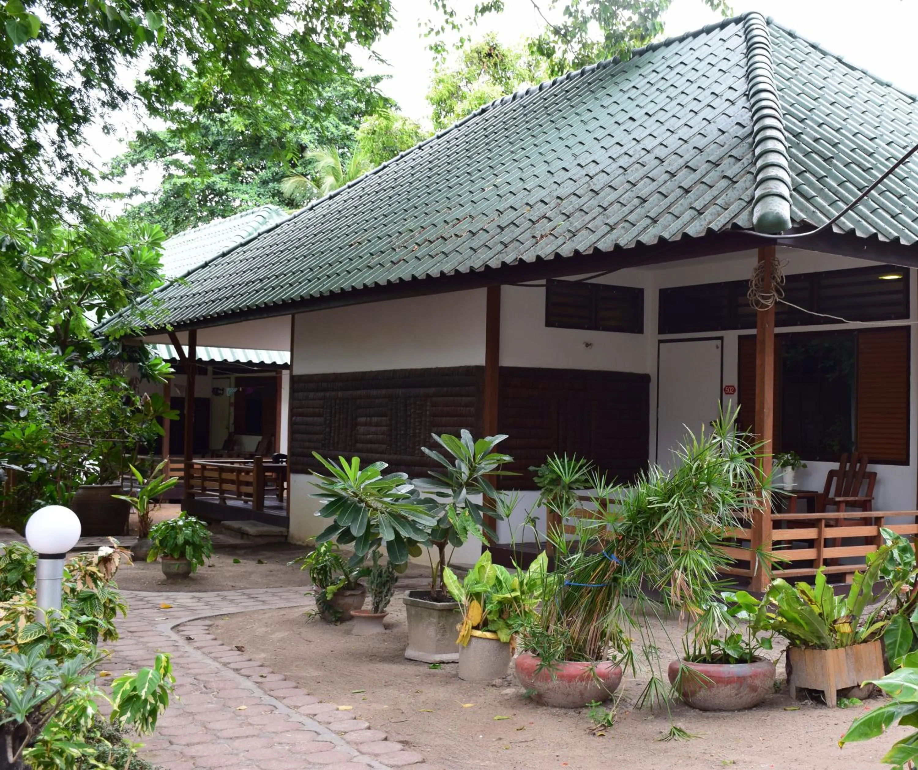 Marine Chaweng Beach Resort