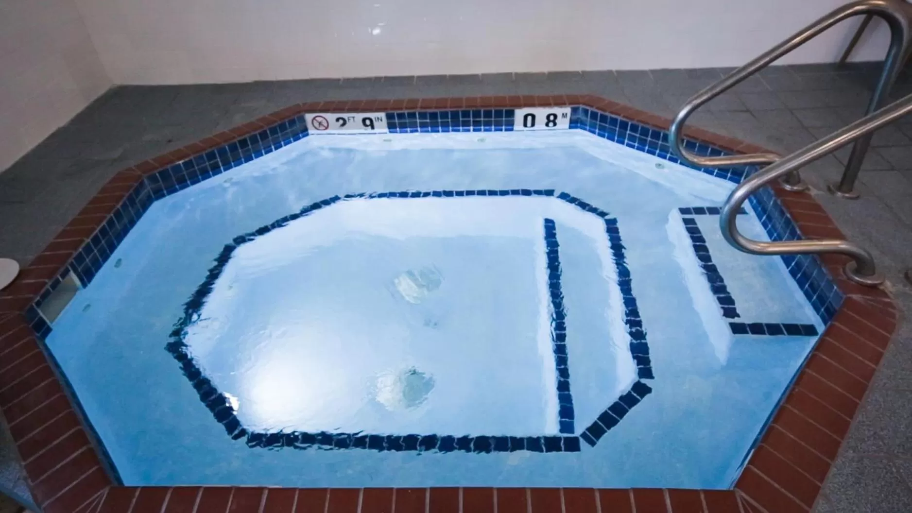 Hot Tub in Baymont by Wyndham Fort Dodge