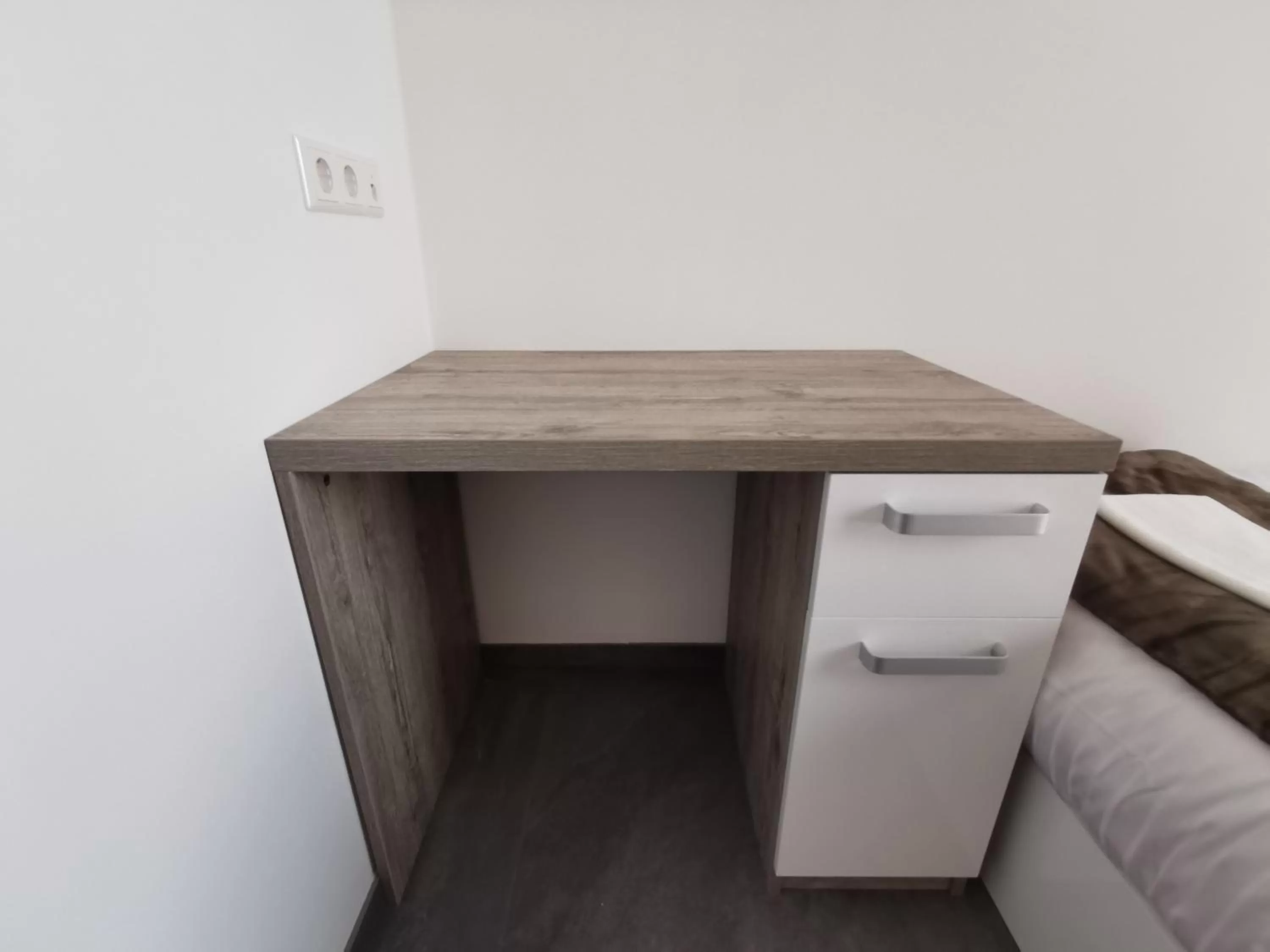 Decorative detail in HP Apartments