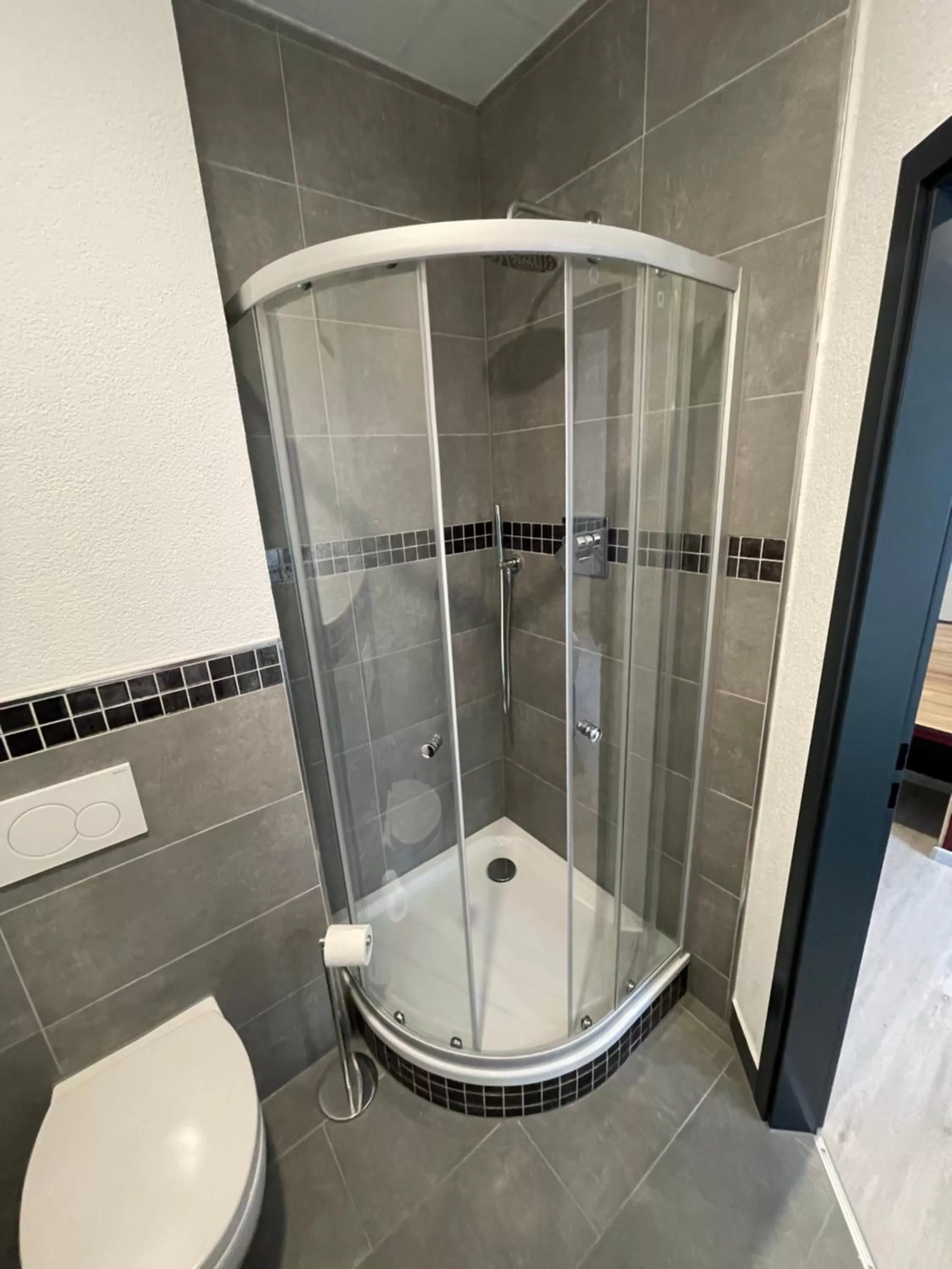 Bathroom in Yebs Hotel