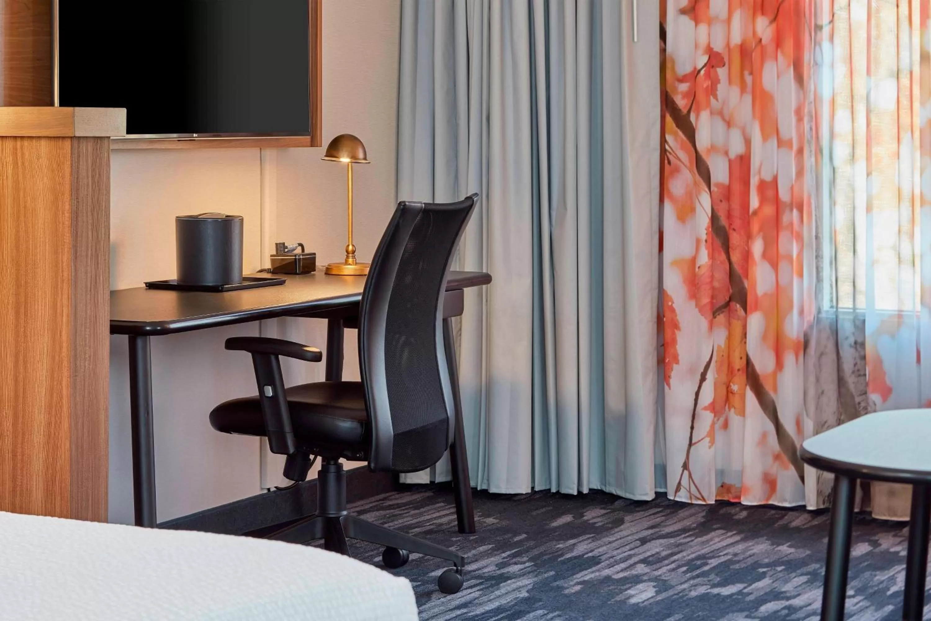 Bedroom, Bed in Fairfield Inn & Suites by Marriott Albany Airport