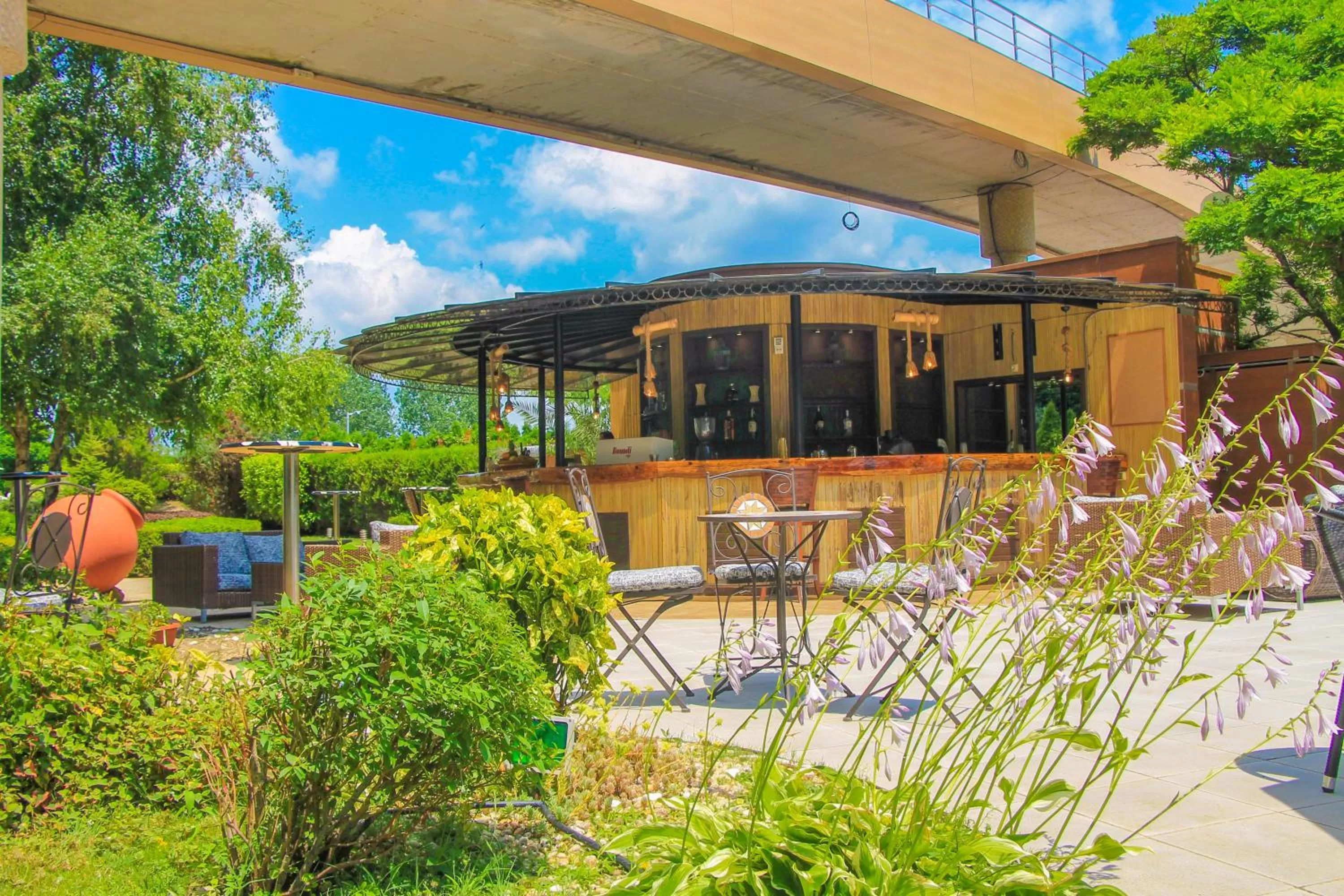 Lounge or bar in Grand Hotel Pomorie - Medical spa