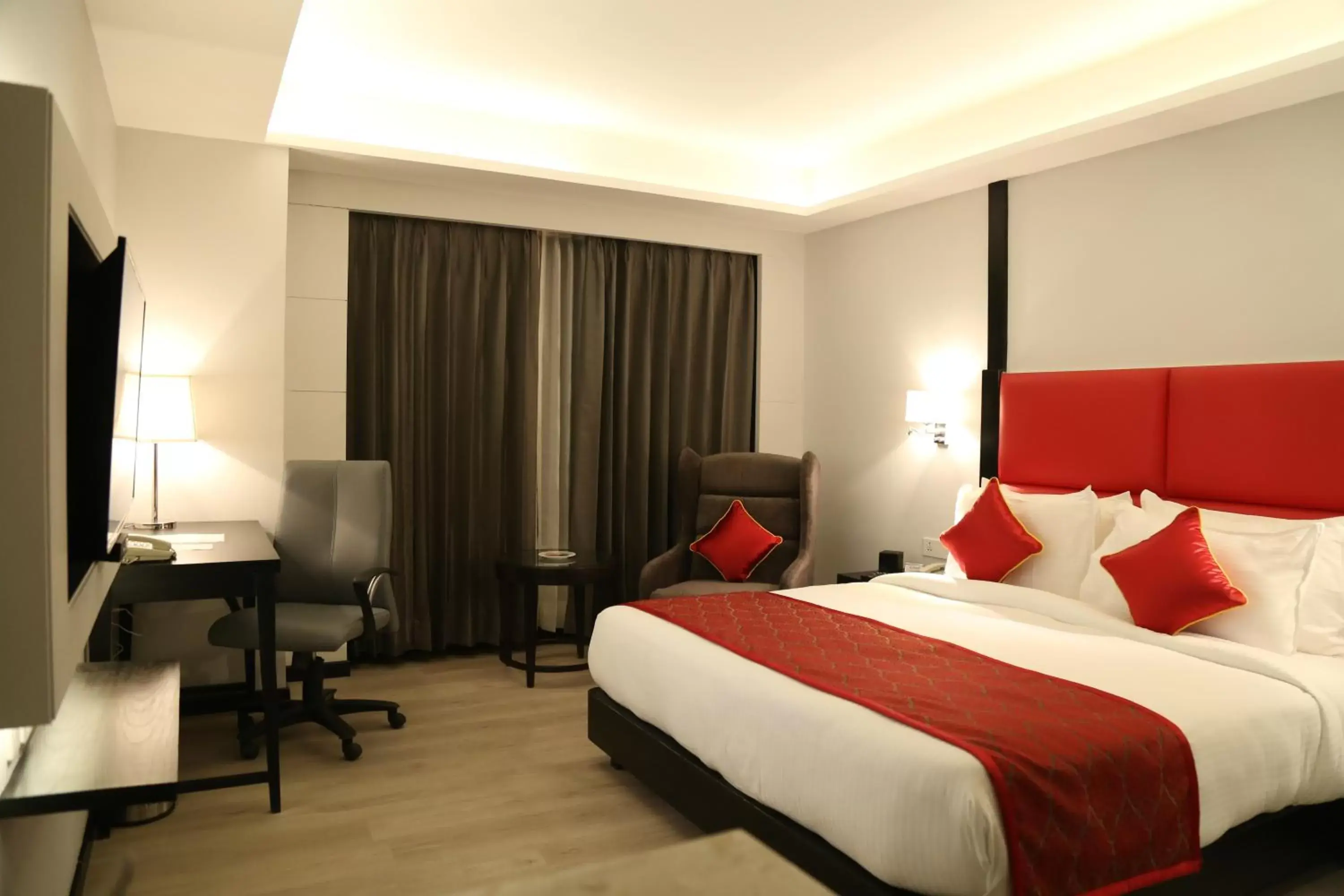 Queen Non-Smoking Room - single occupancy - Book & Unlock Exclusive Deals in Ramada Encore Jalandhar Queen Non-Smoking Room - single occupancy - Book & Unlock Exclusive Deals in Ramada Encore Jalandhar