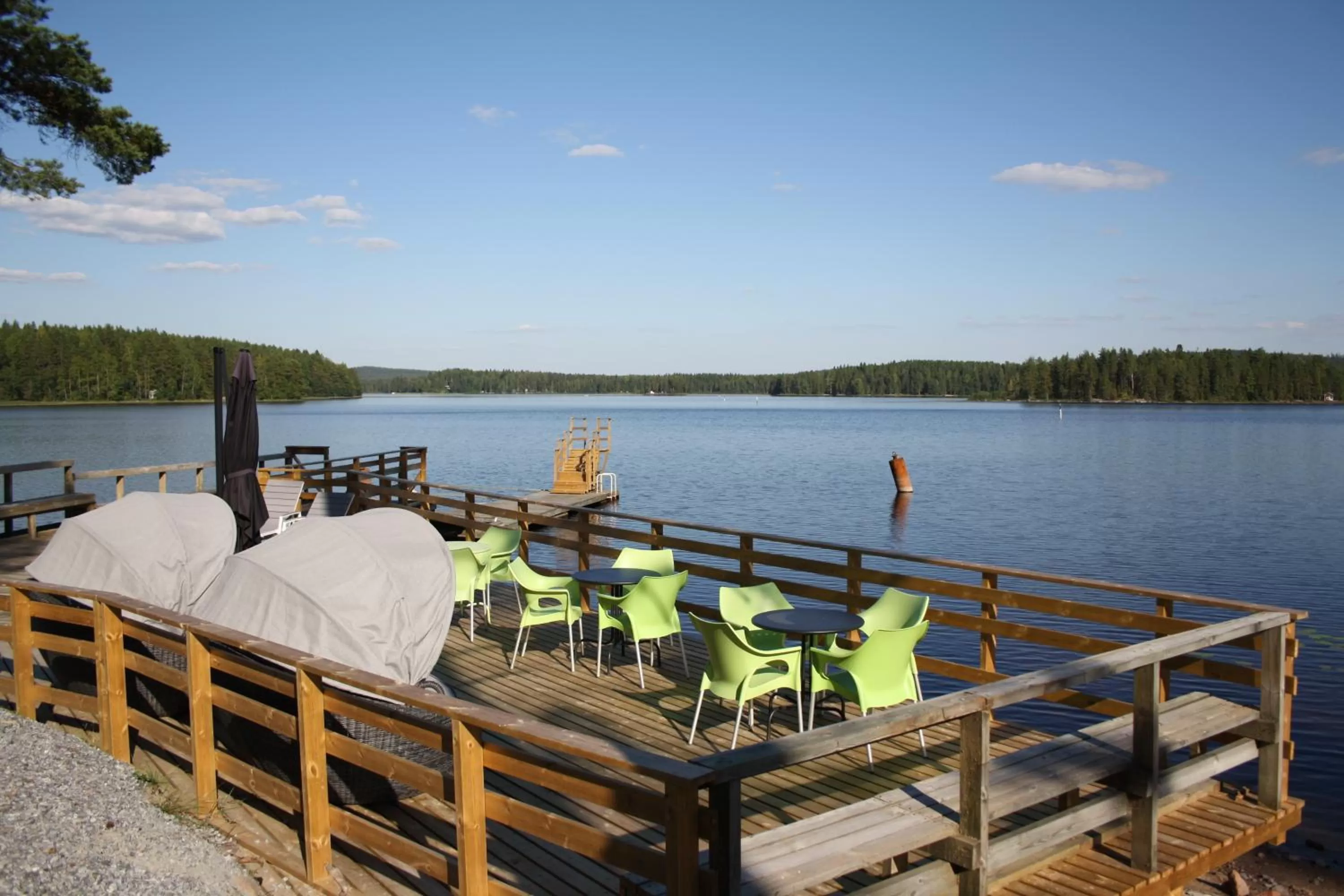 Restaurant/Places to Eat in Hotelli Viikinhovi