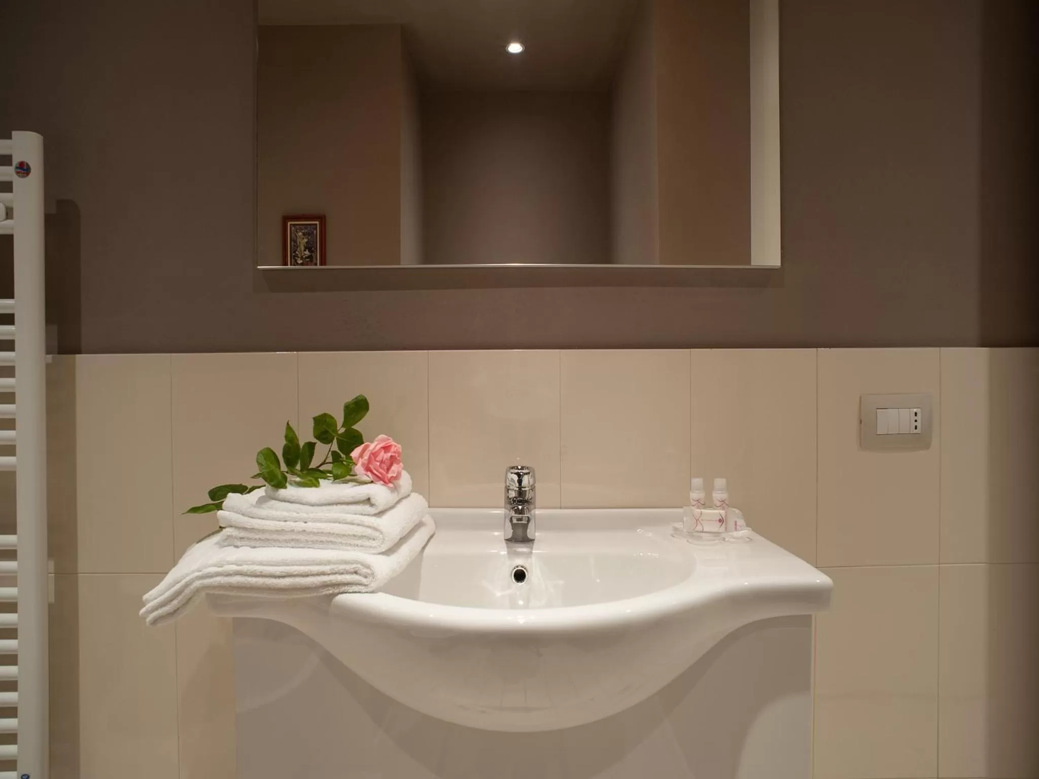 Shower in La Farina Apartments