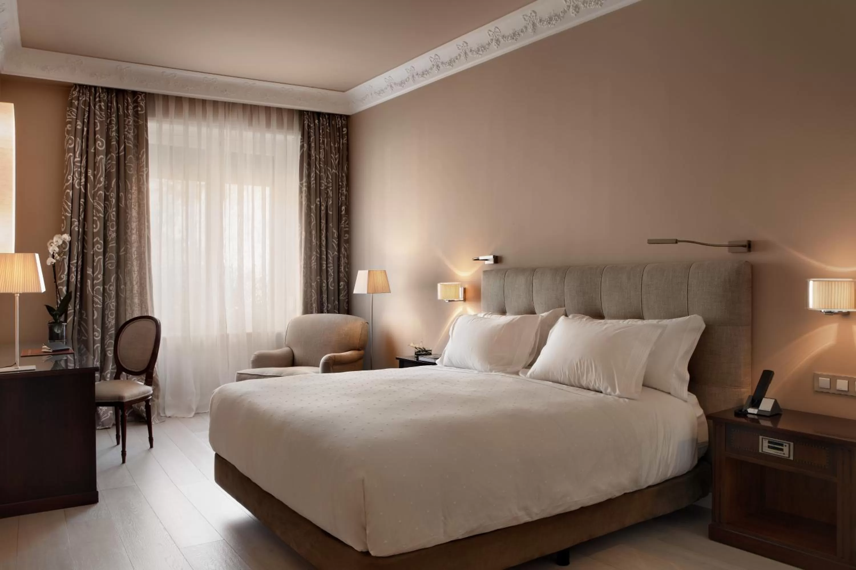 Photo of the whole room, Bed in Hotel Rector