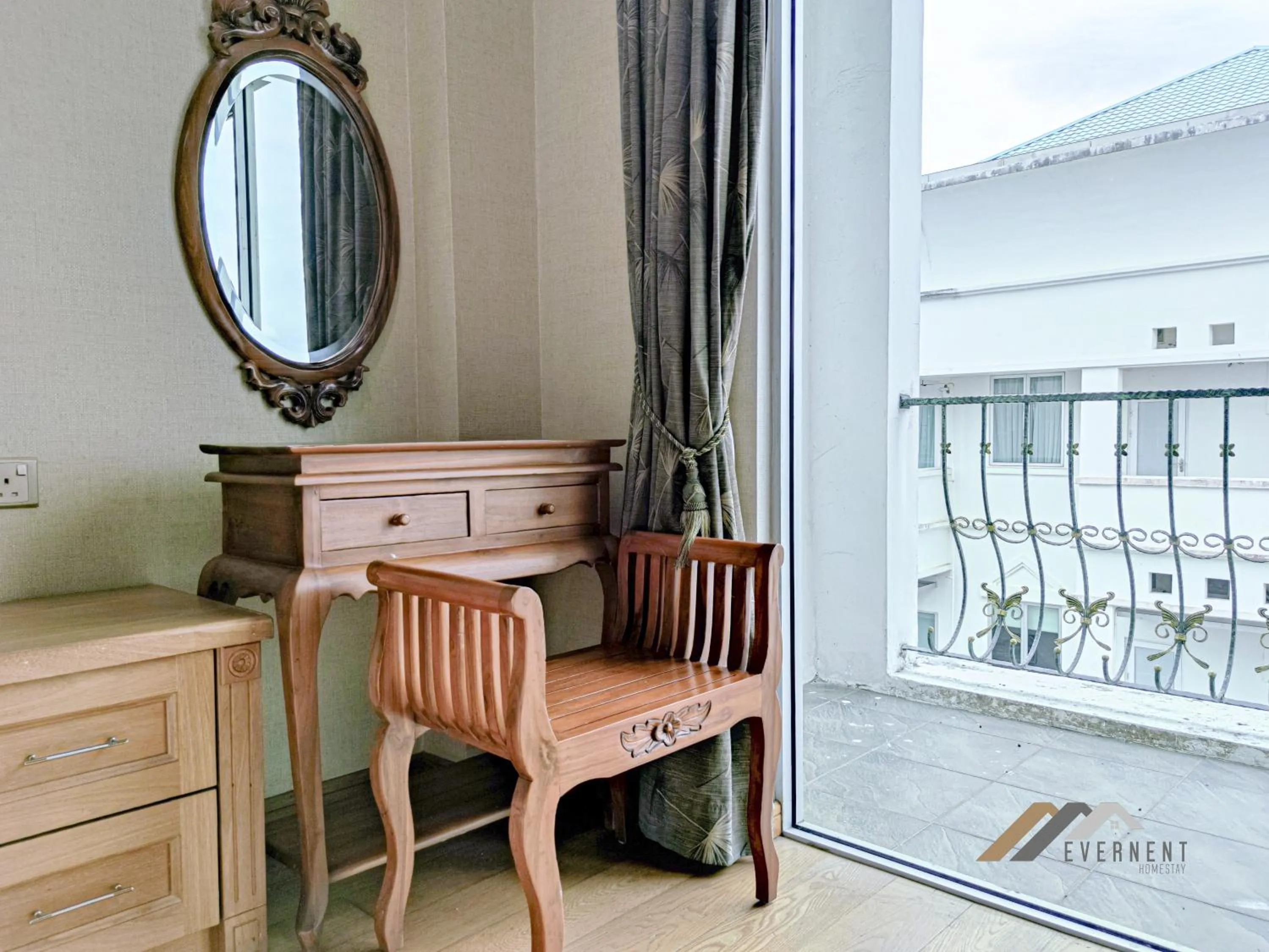 Mciti Suites by Evernent